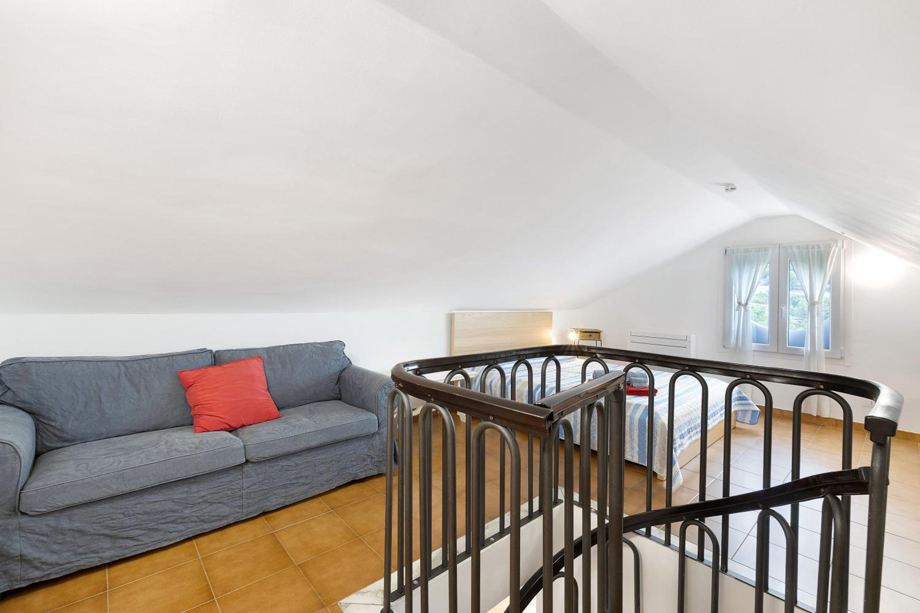 Elena e Joerg 2 en Vezzi Portio — bedroom