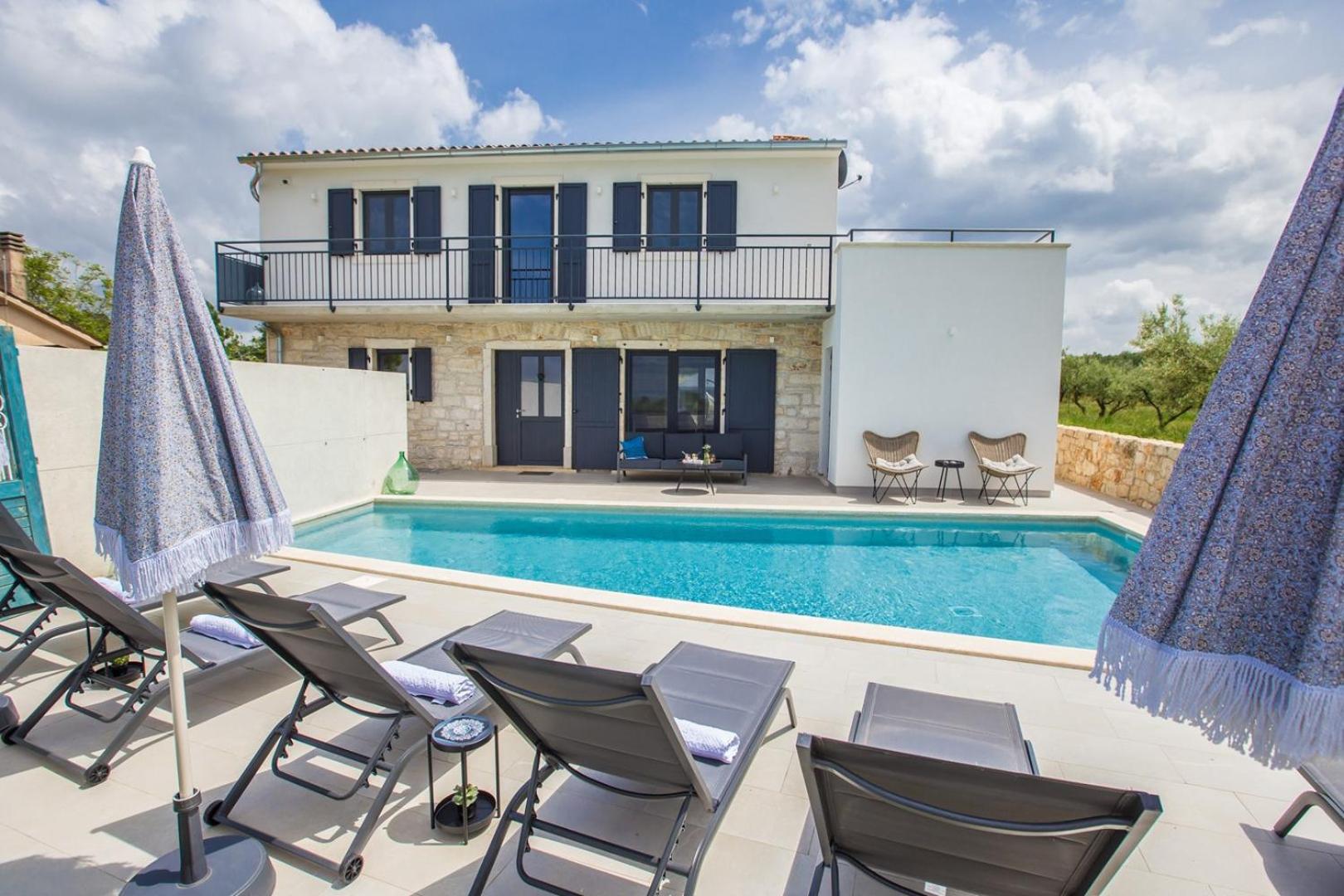Villa TIaMO view 2