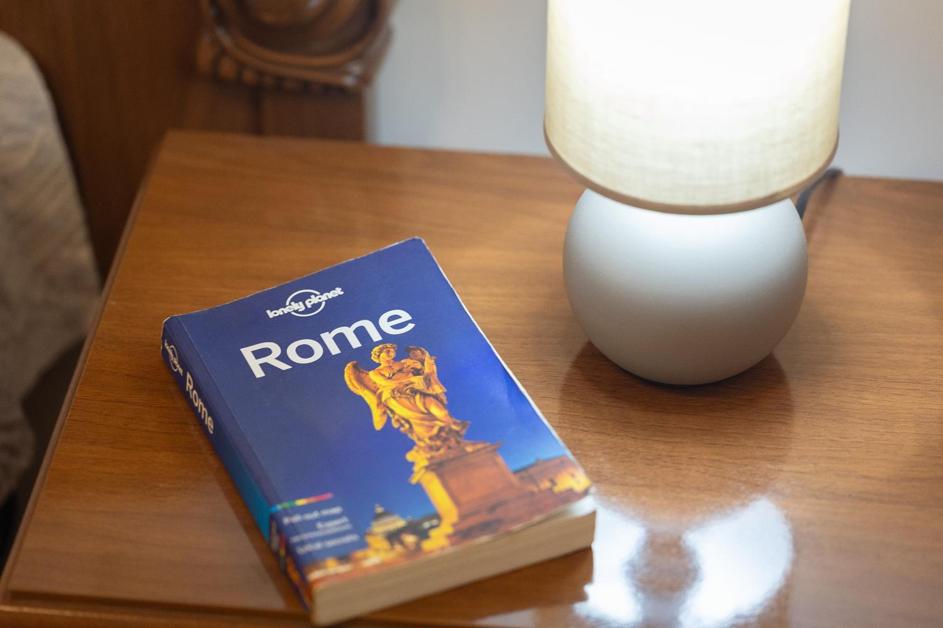 Pietroburgo by Rental in Rome
