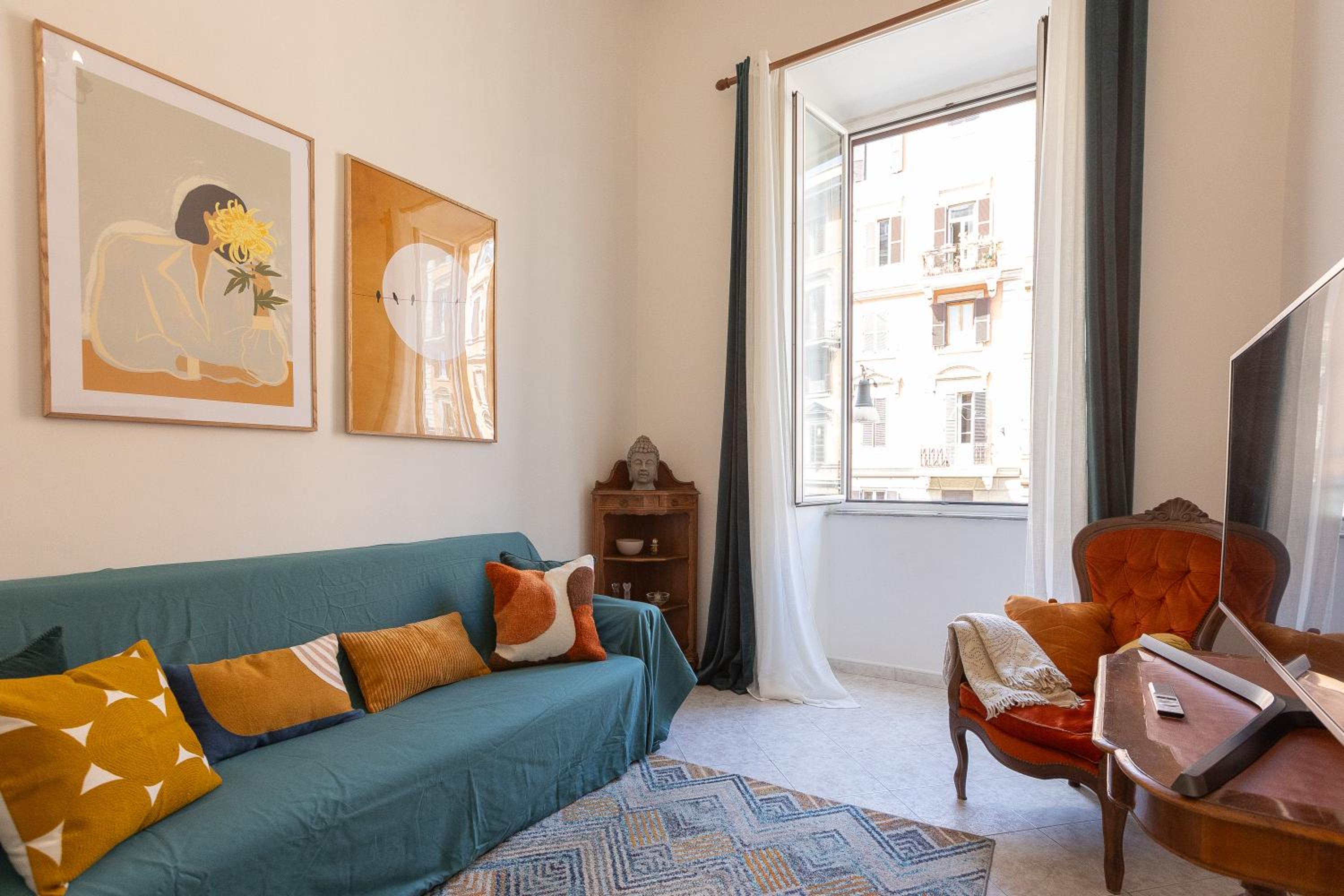 Pietroburgo by Rental in Rome