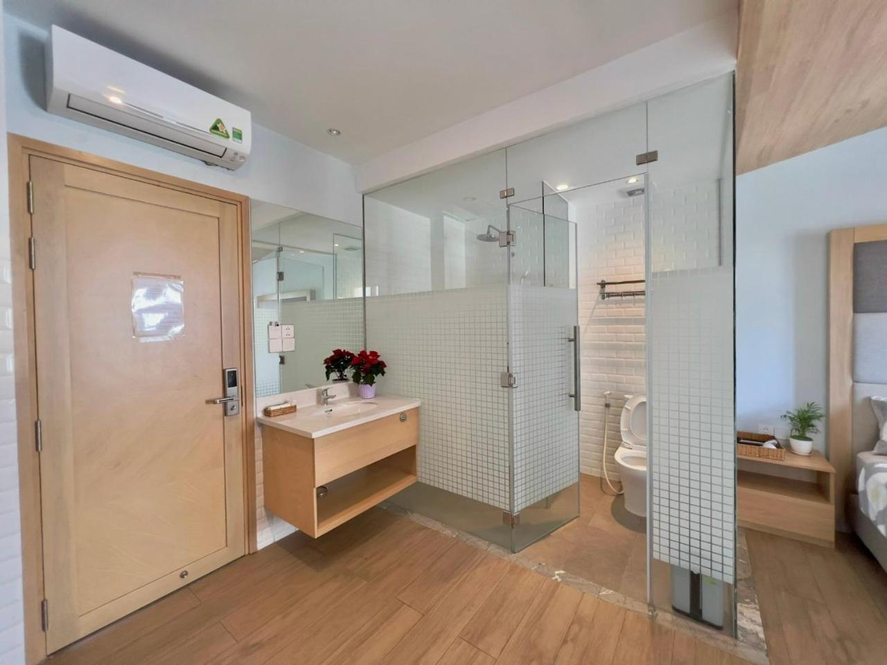 7 Apartment