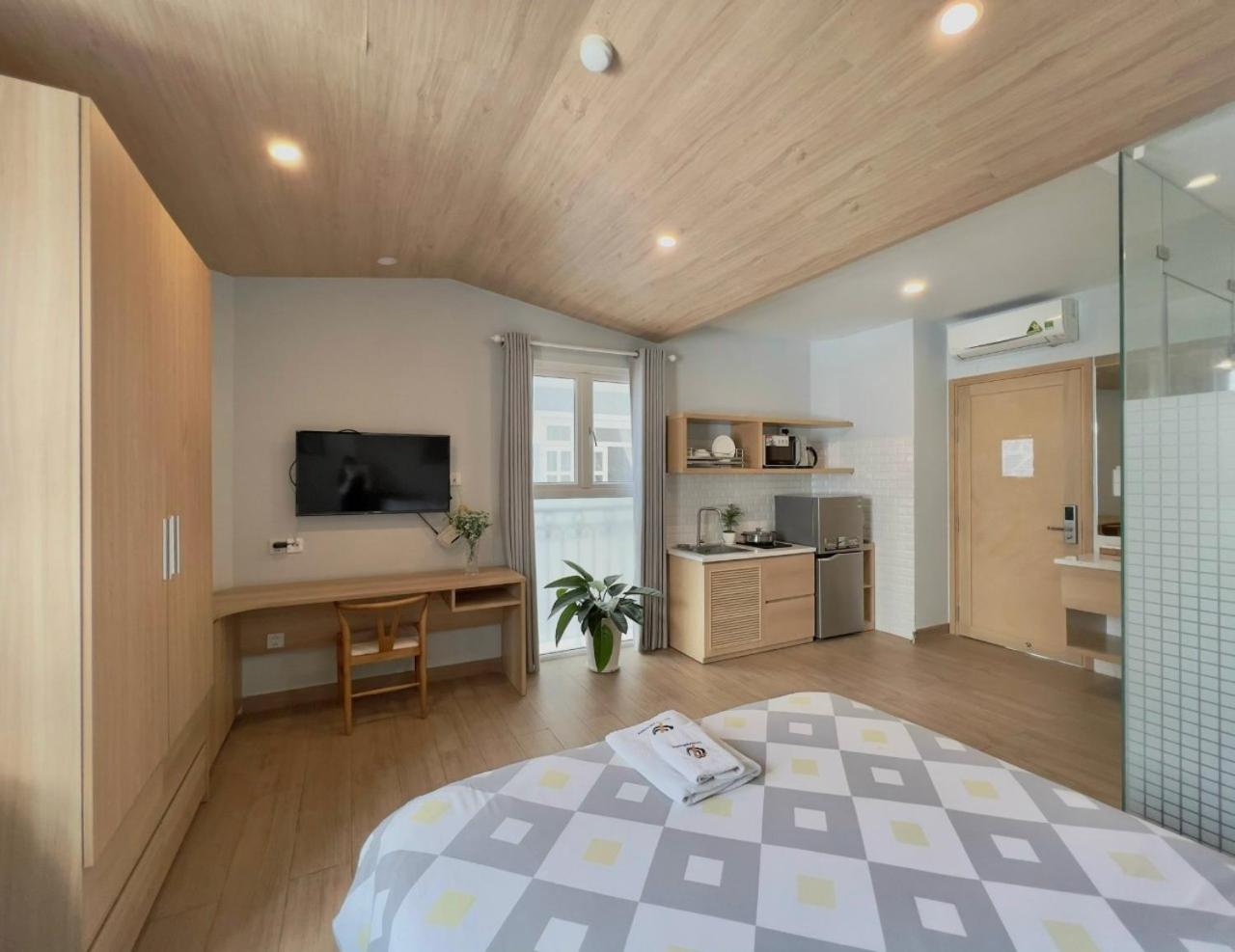 7 Apartment