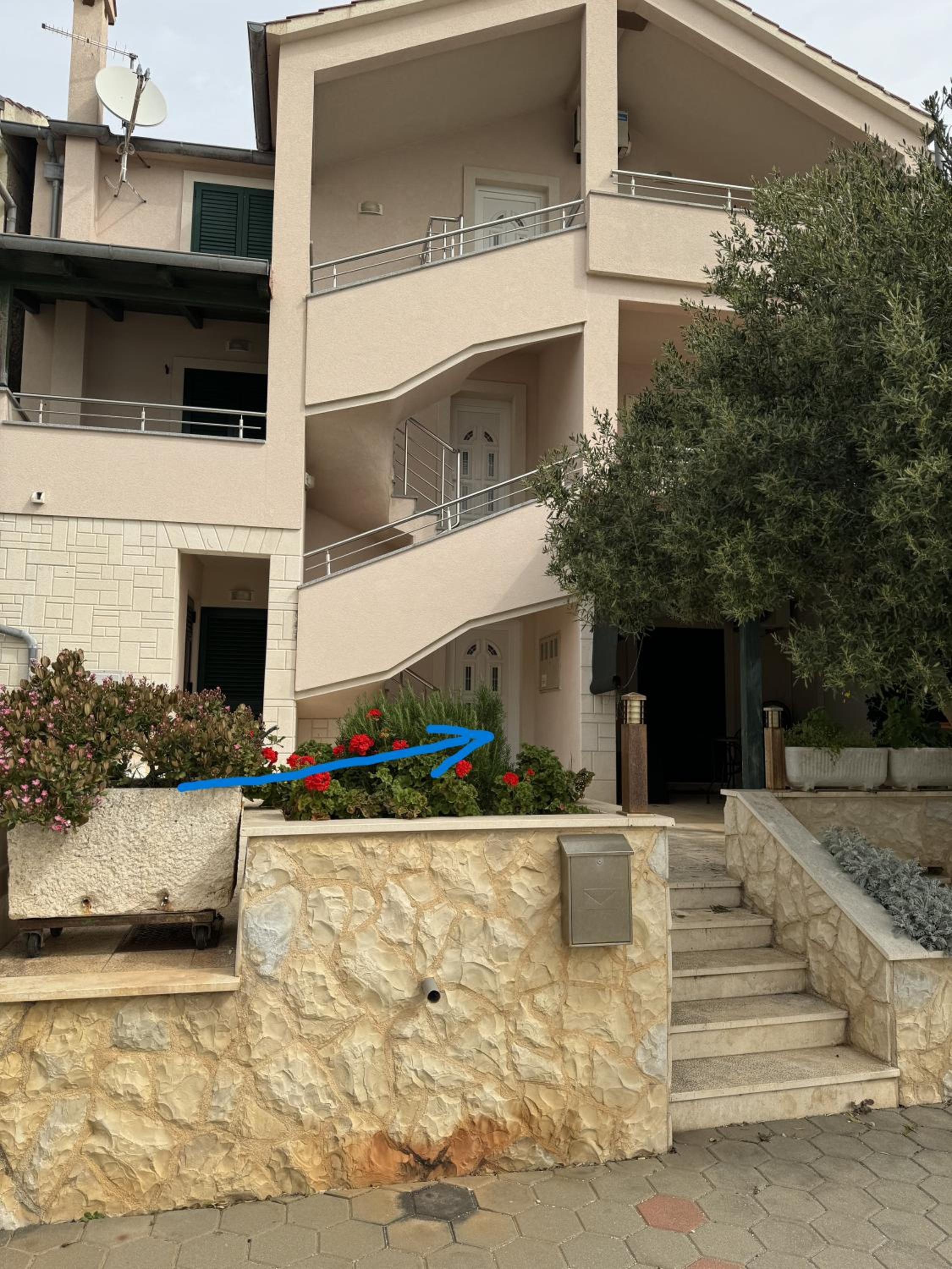 APARTMAN 1 Istočna Gomilica view 2