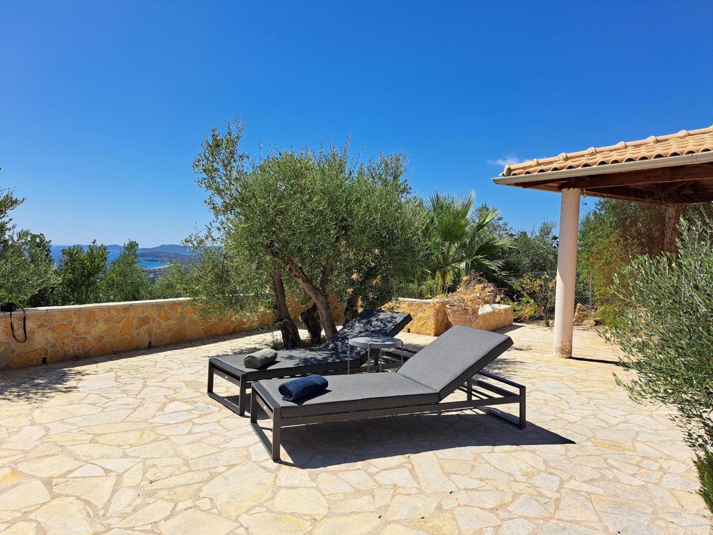 Villa Emilios
