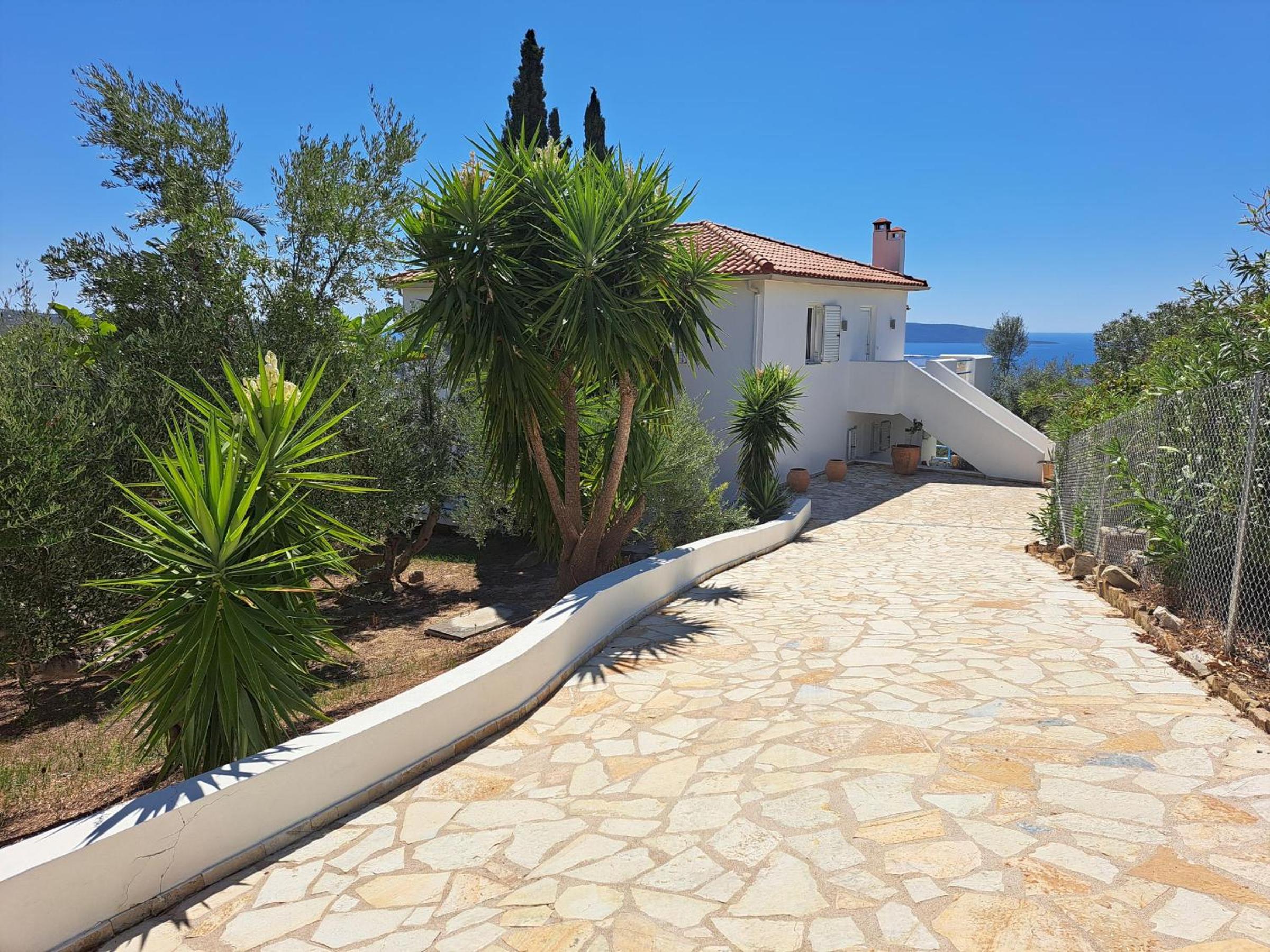 Villa Emilios