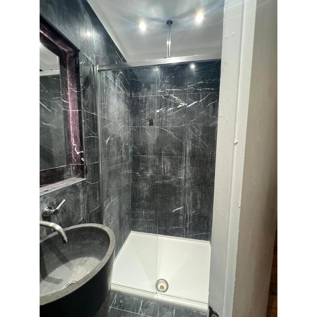 Fabulous 3 Bed Flat Near Edgware Road Station