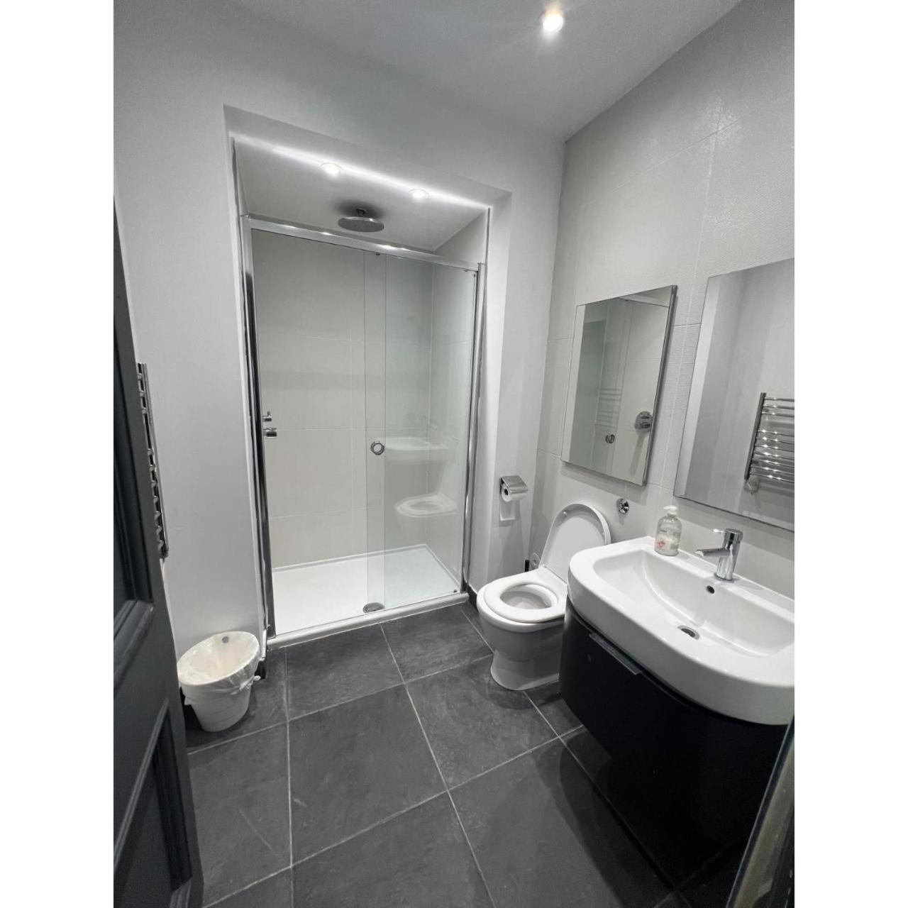 Fabulous 3 Bed Flat Near Edgware Road Station