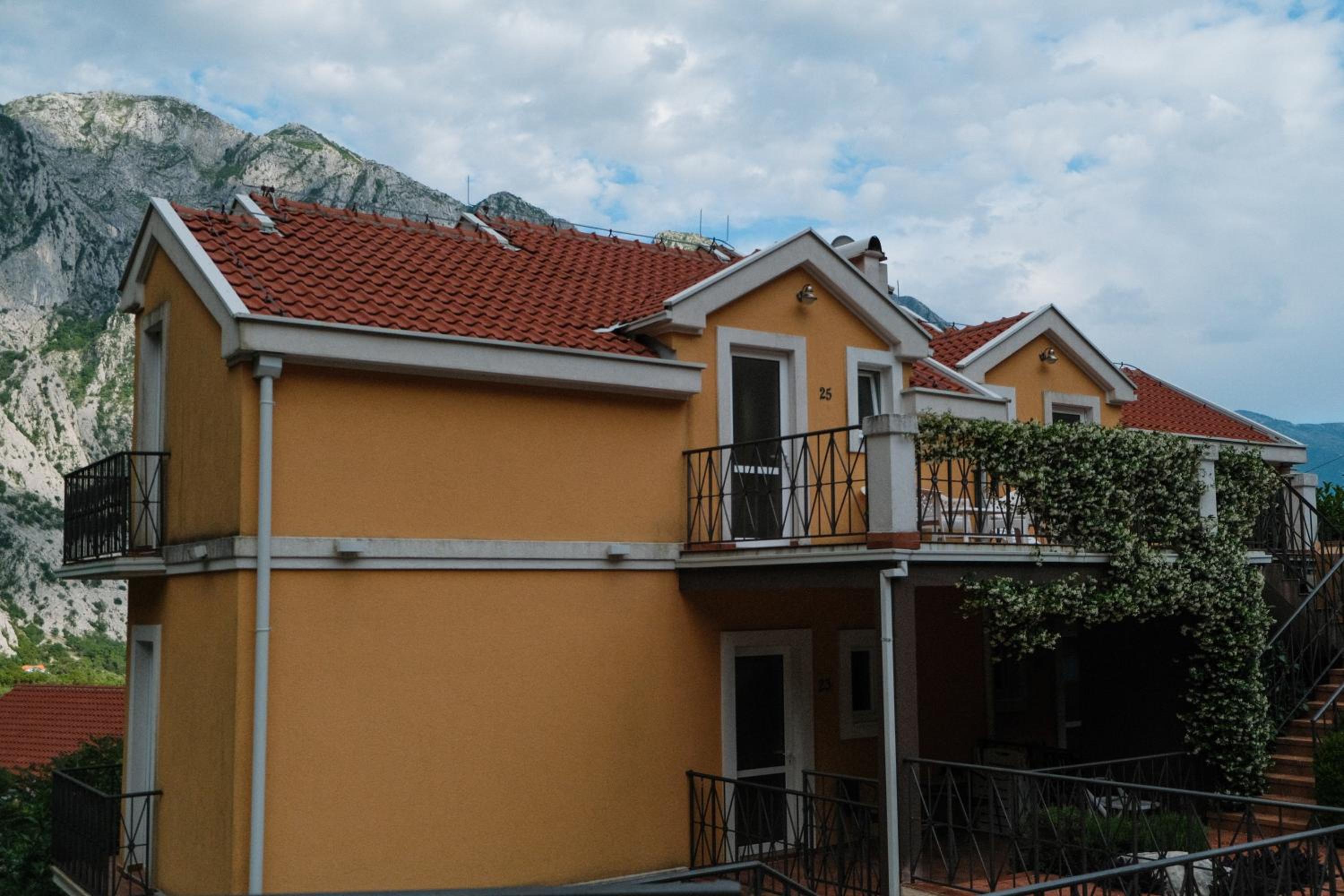 Boka Peaks Apartments