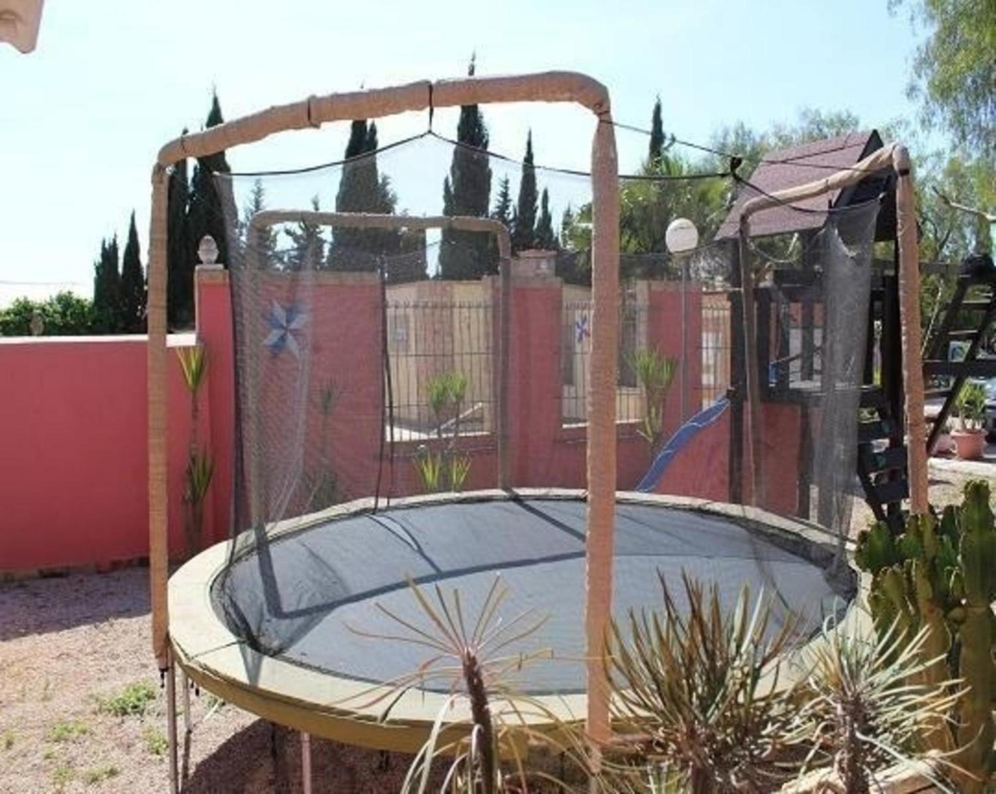 Gemütliche Wohnung auf einer Finca mit Terrasse