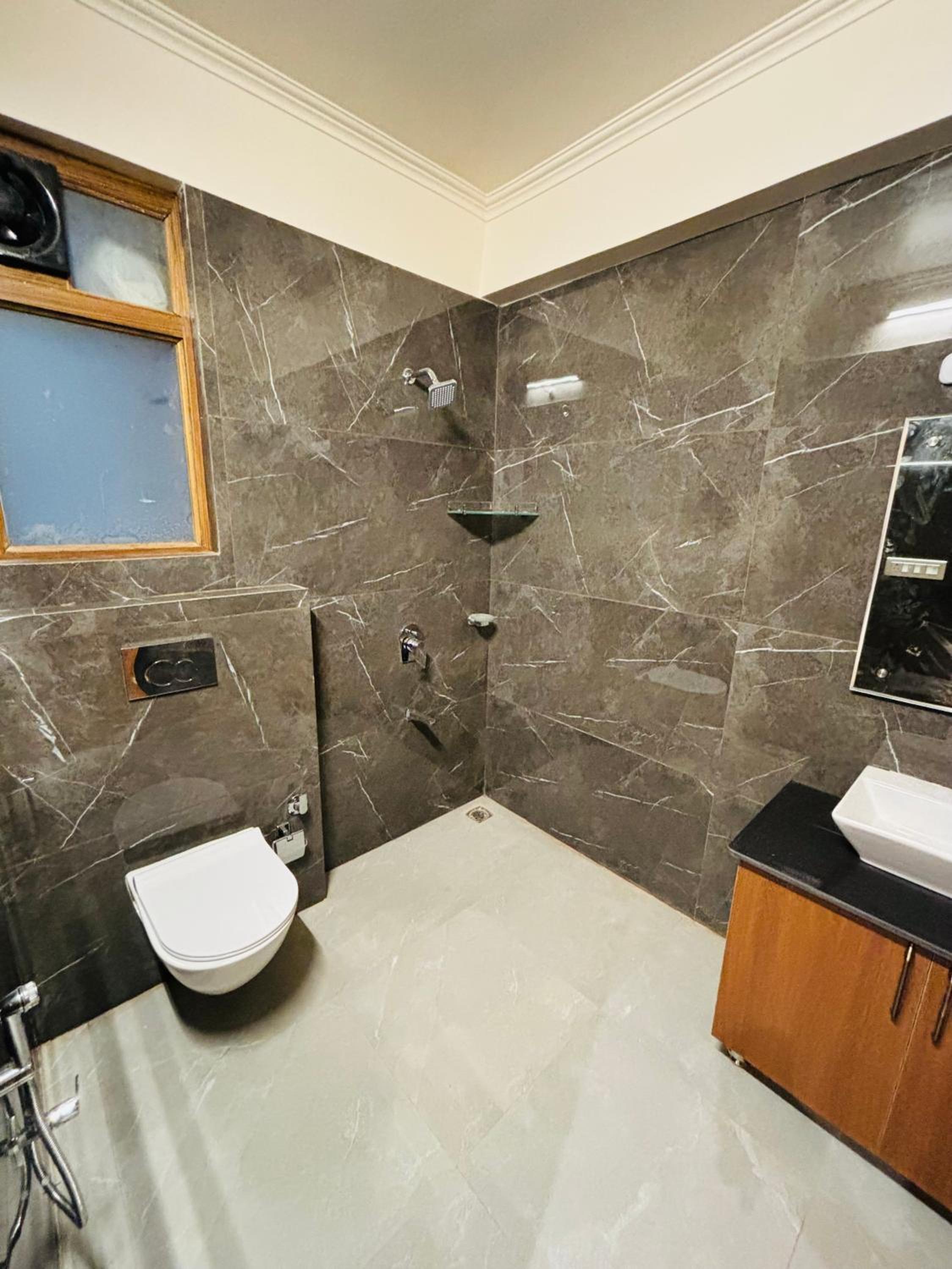 Unravel 3BR Floor Nainital