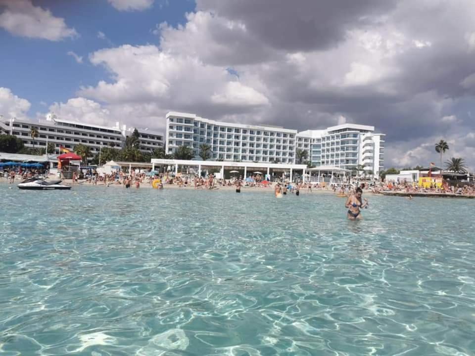 Nissi 3 Pool View 2 Bedroom Apartment with Large Veranda