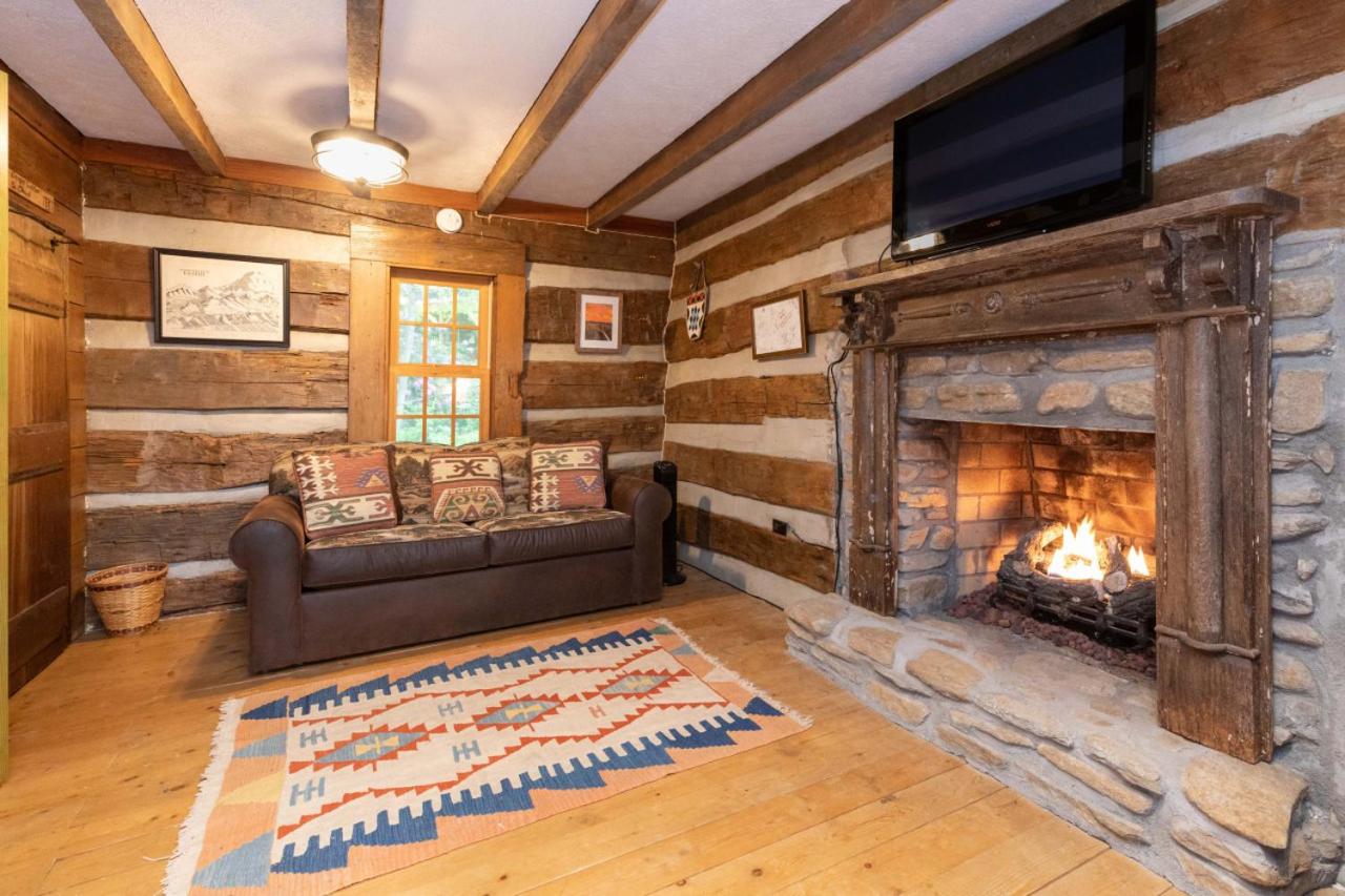 Old Chestnut Cabin at Lake Junaluska view 5