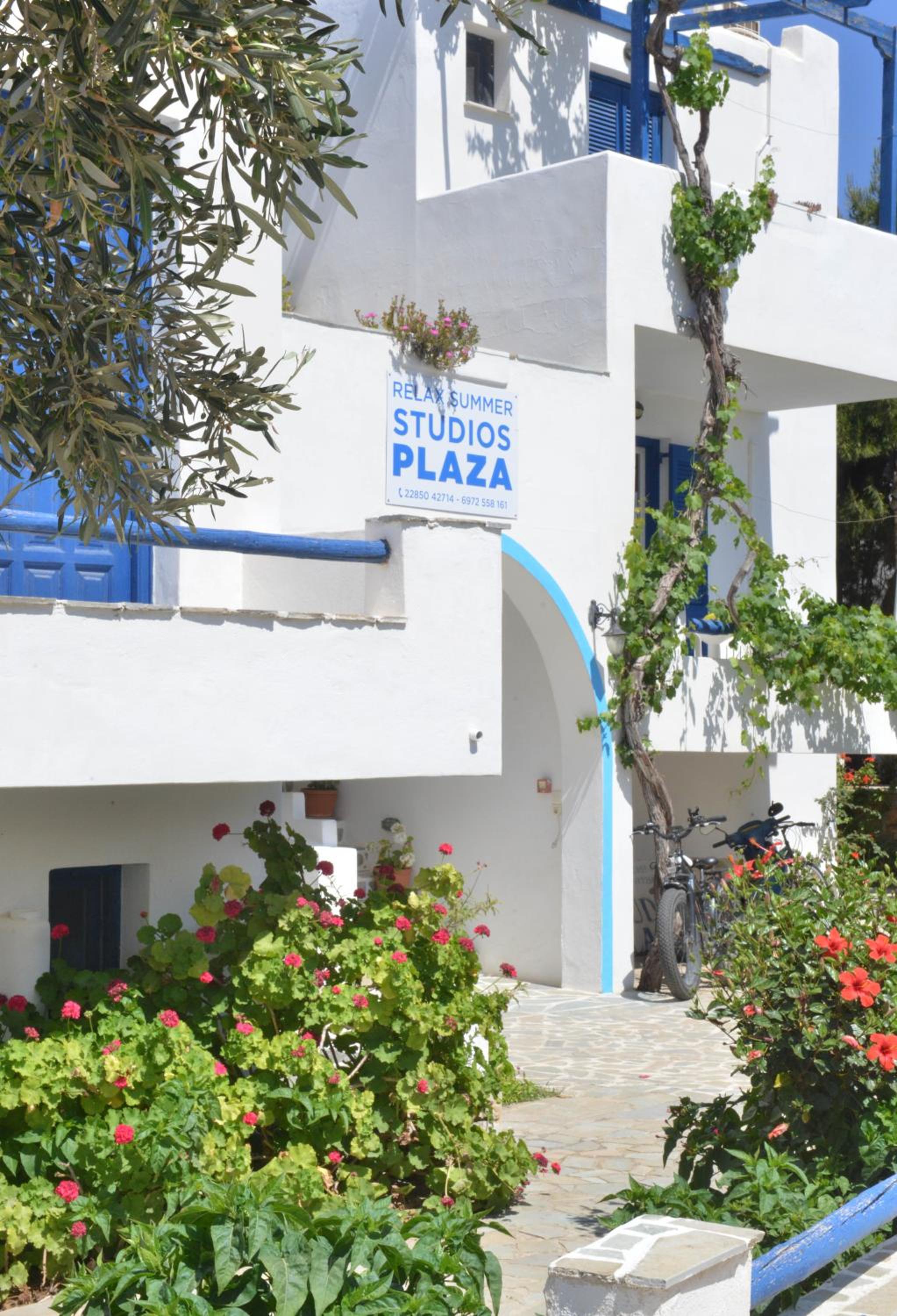 Plaza Studios