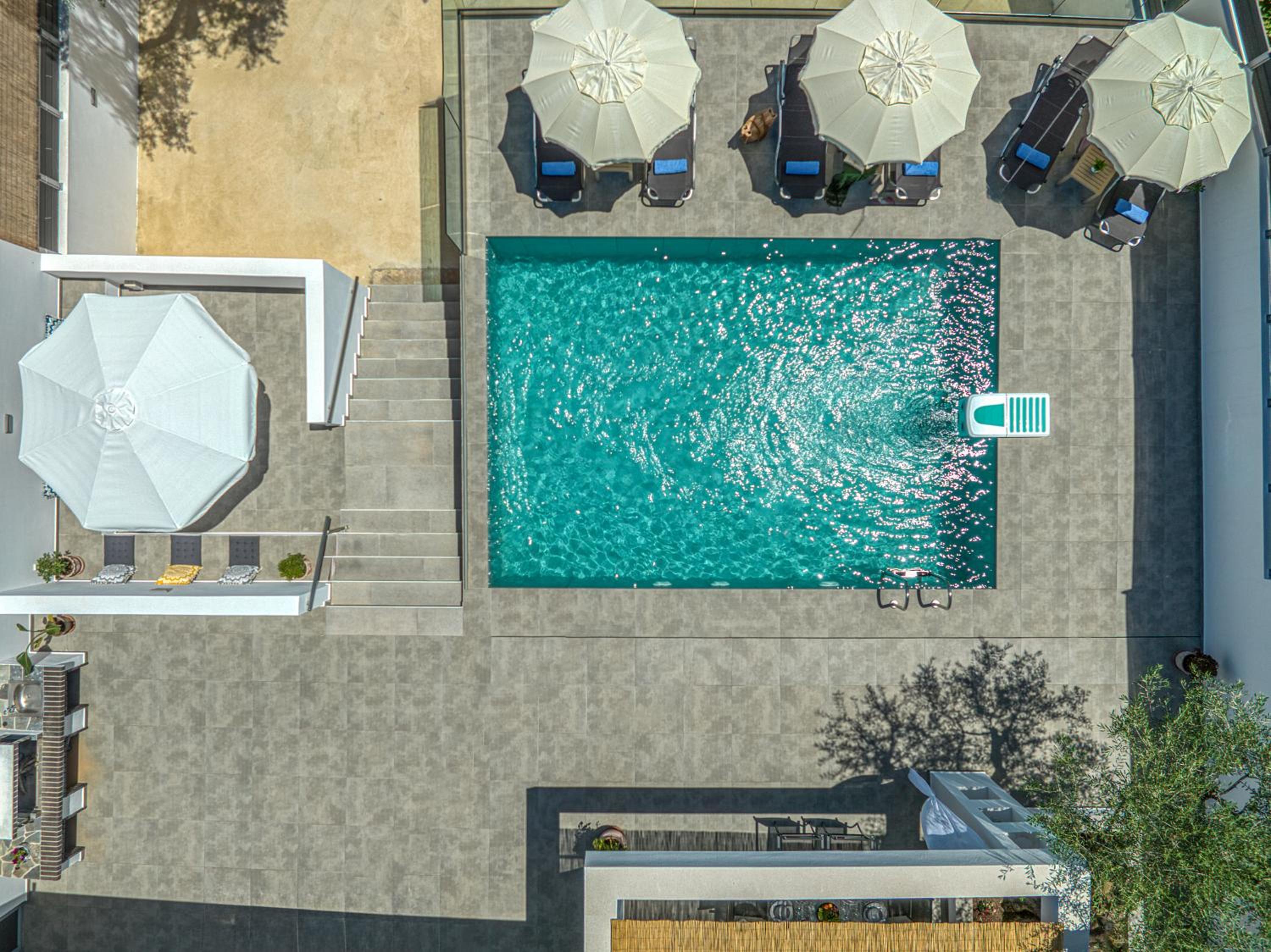Villa Astoria Keri view 5
