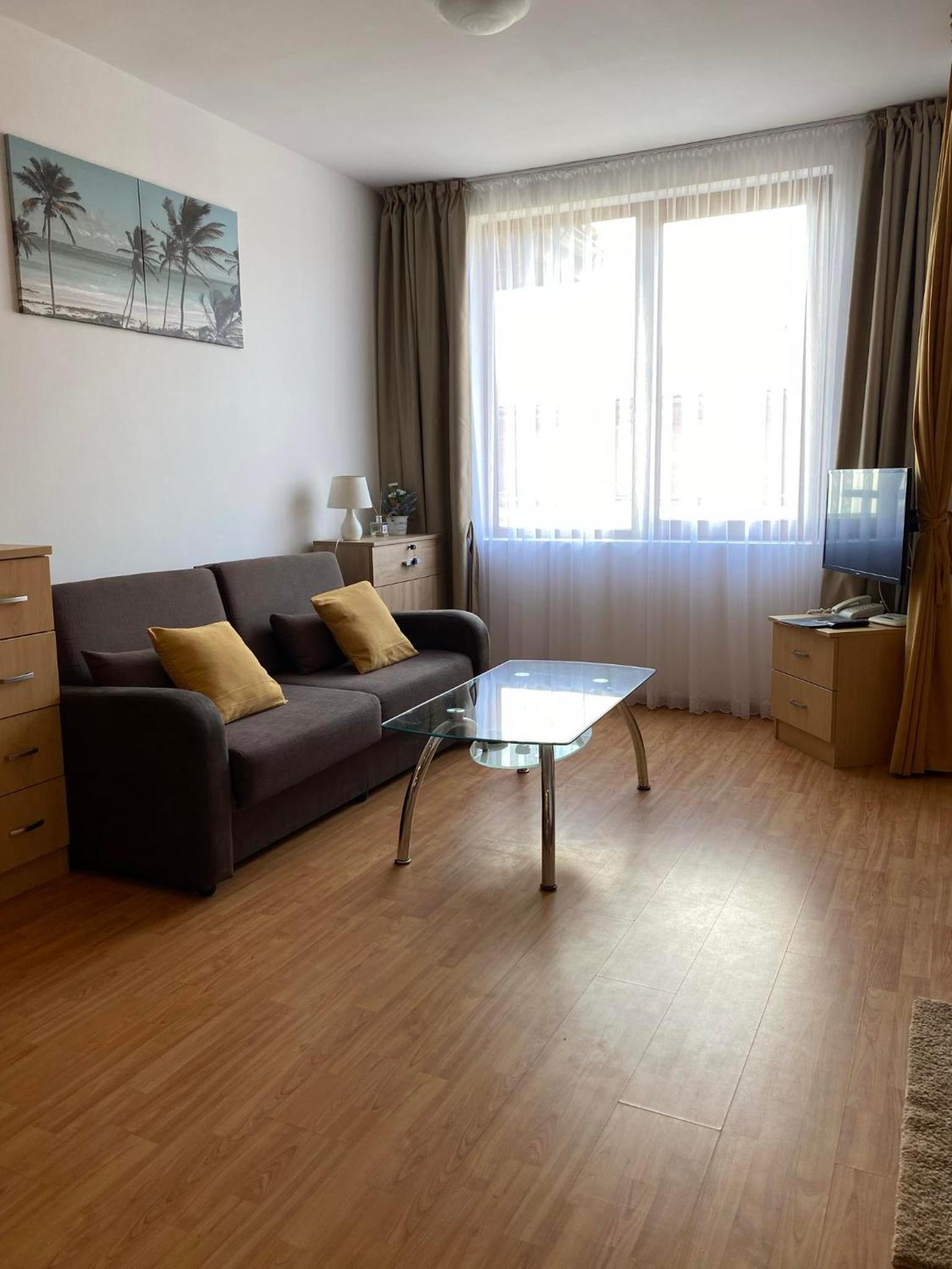 Apartament Paradise Place in the Garden of Eden by the Beach