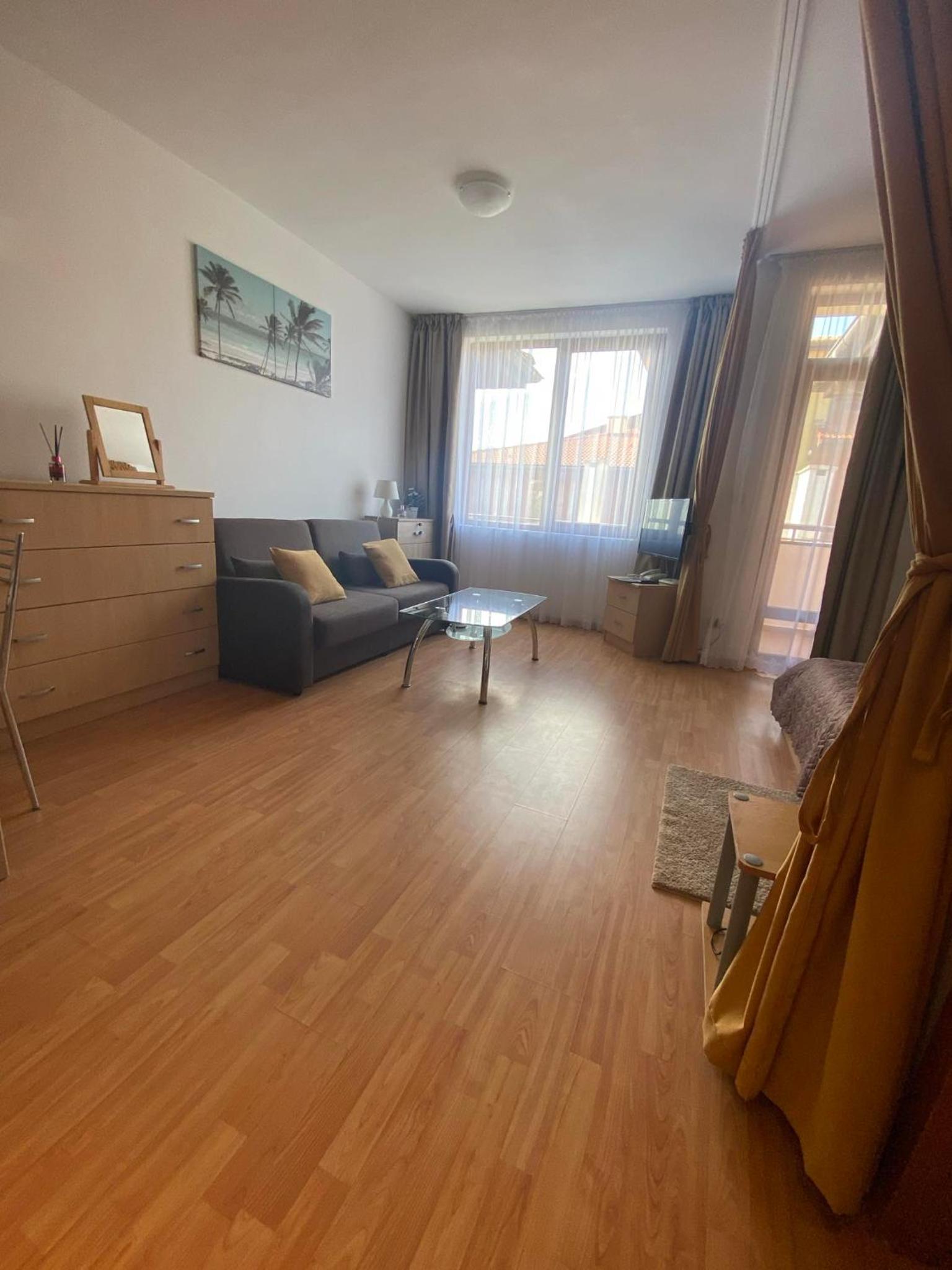 Apartament Paradise Place in the Garden of Eden by the Beach