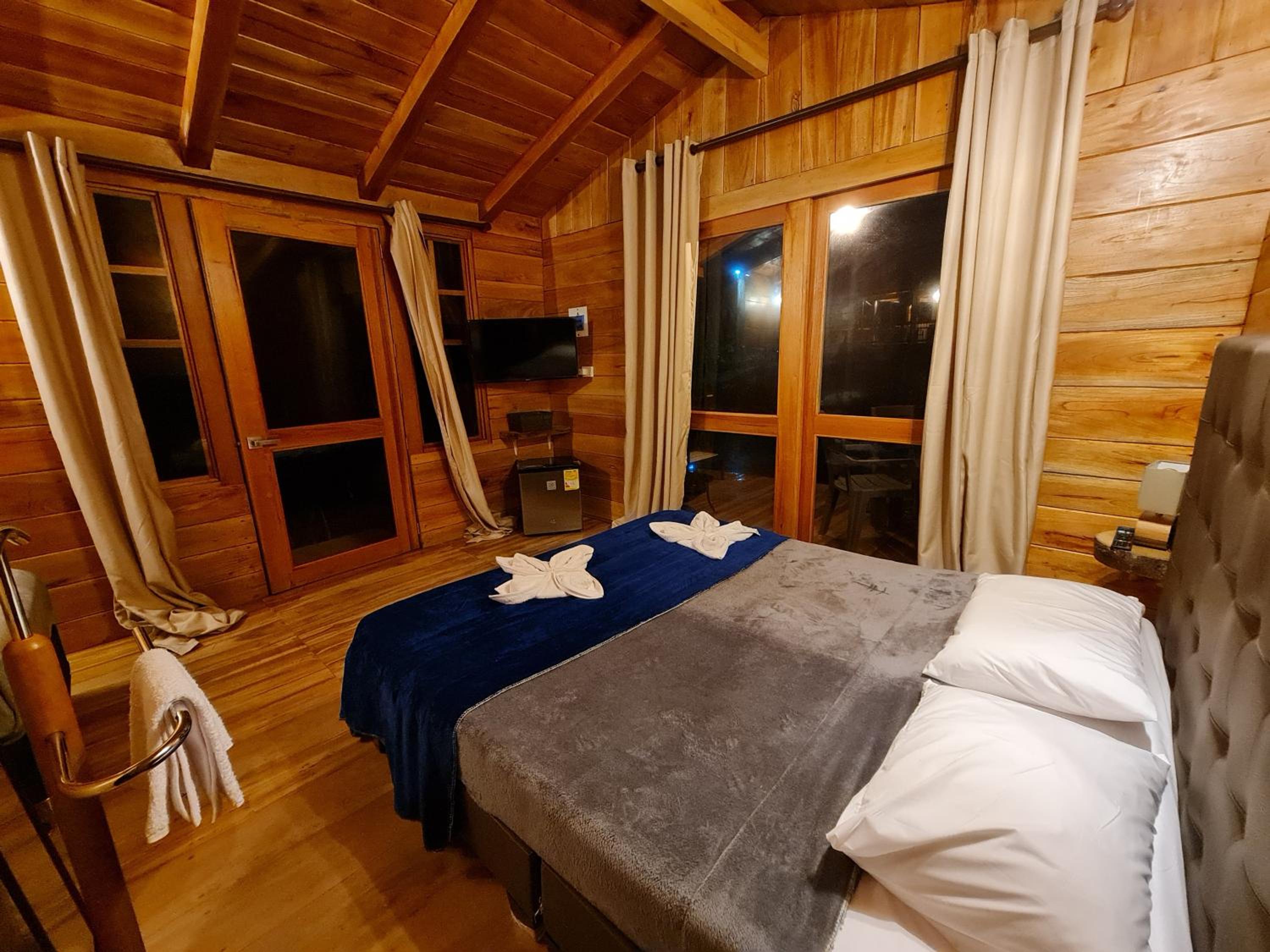 La Mercedes Cattaleya Hostal By Mh