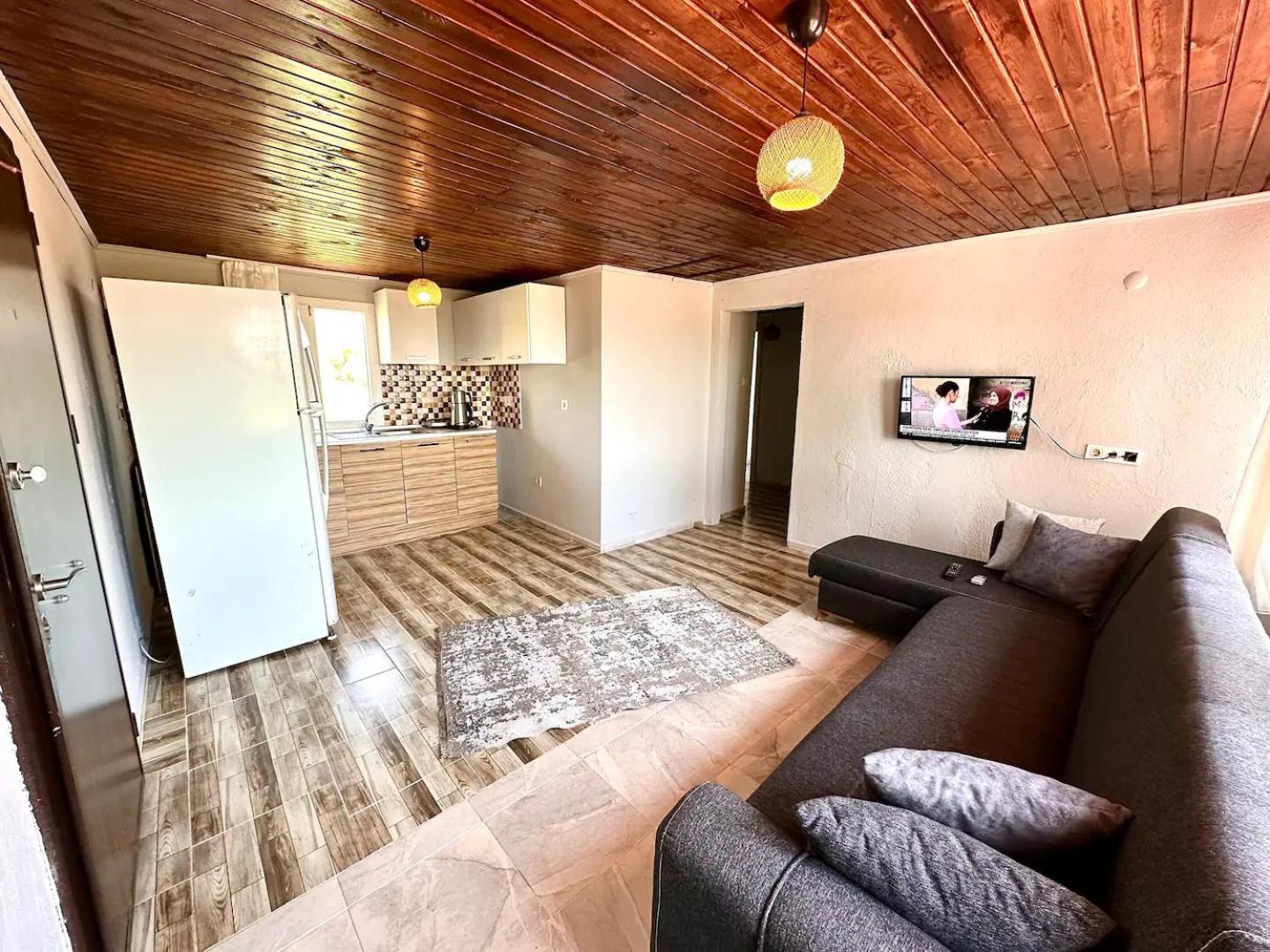 Castabus Homes