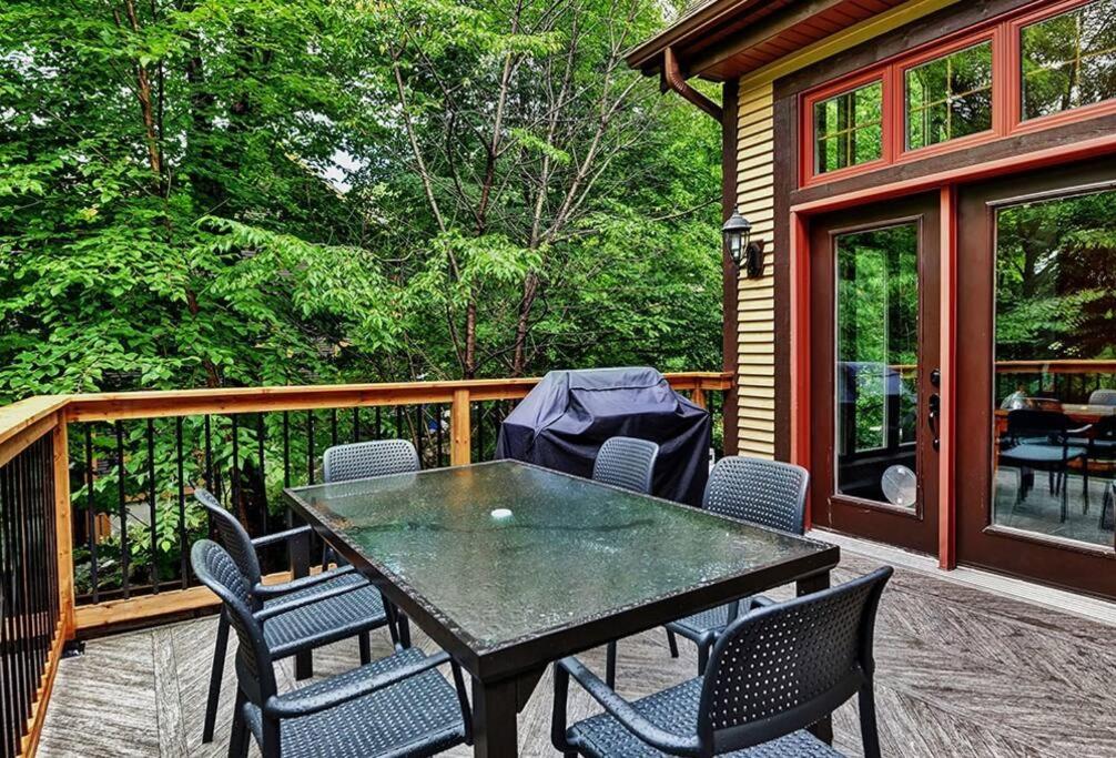Beautiful 5 Bedroom Chalet for Rent in Stoneham