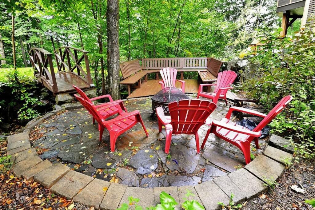 Beautiful 5 Bedroom Chalet for Rent in Stoneham