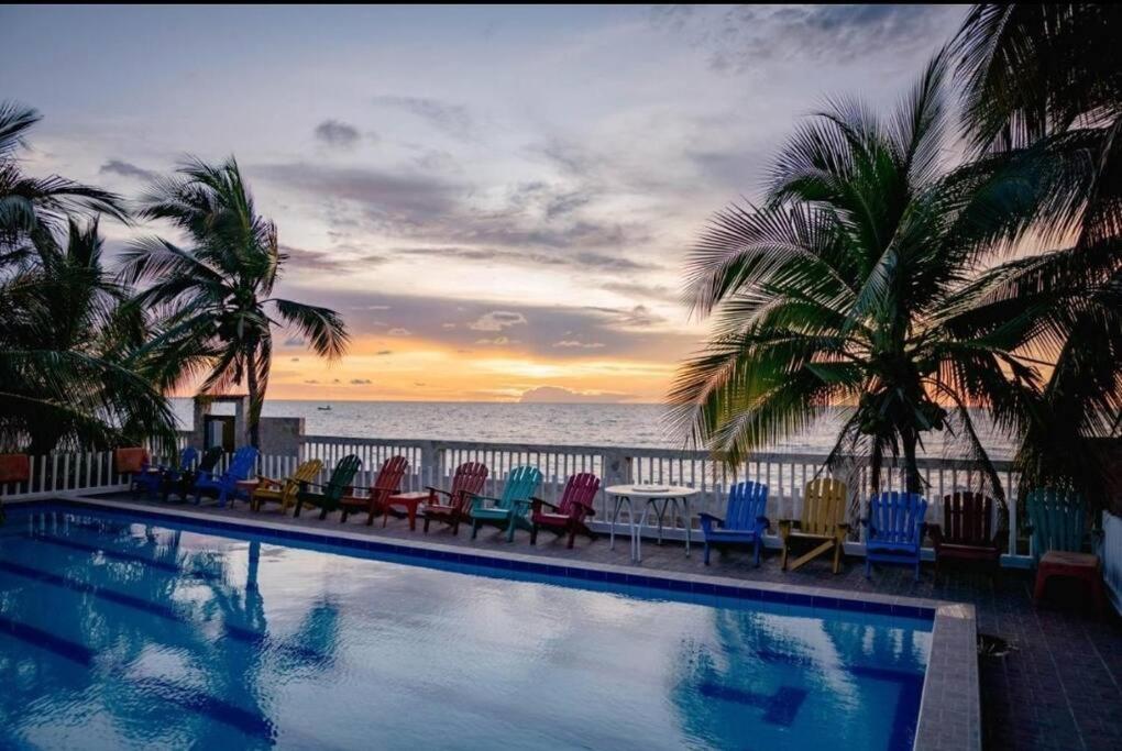 Apartamento en condominio frente al mar #29