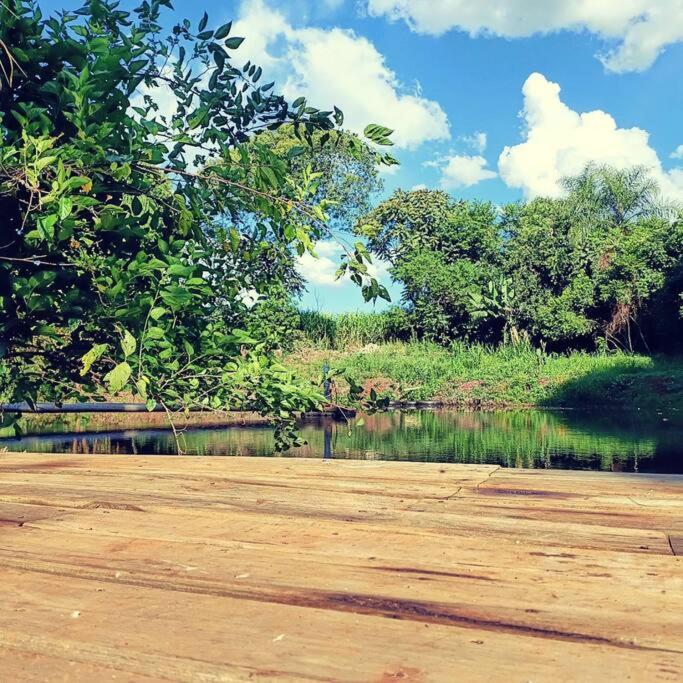 Casa na Árvore com lareira trilhas e cachoeira