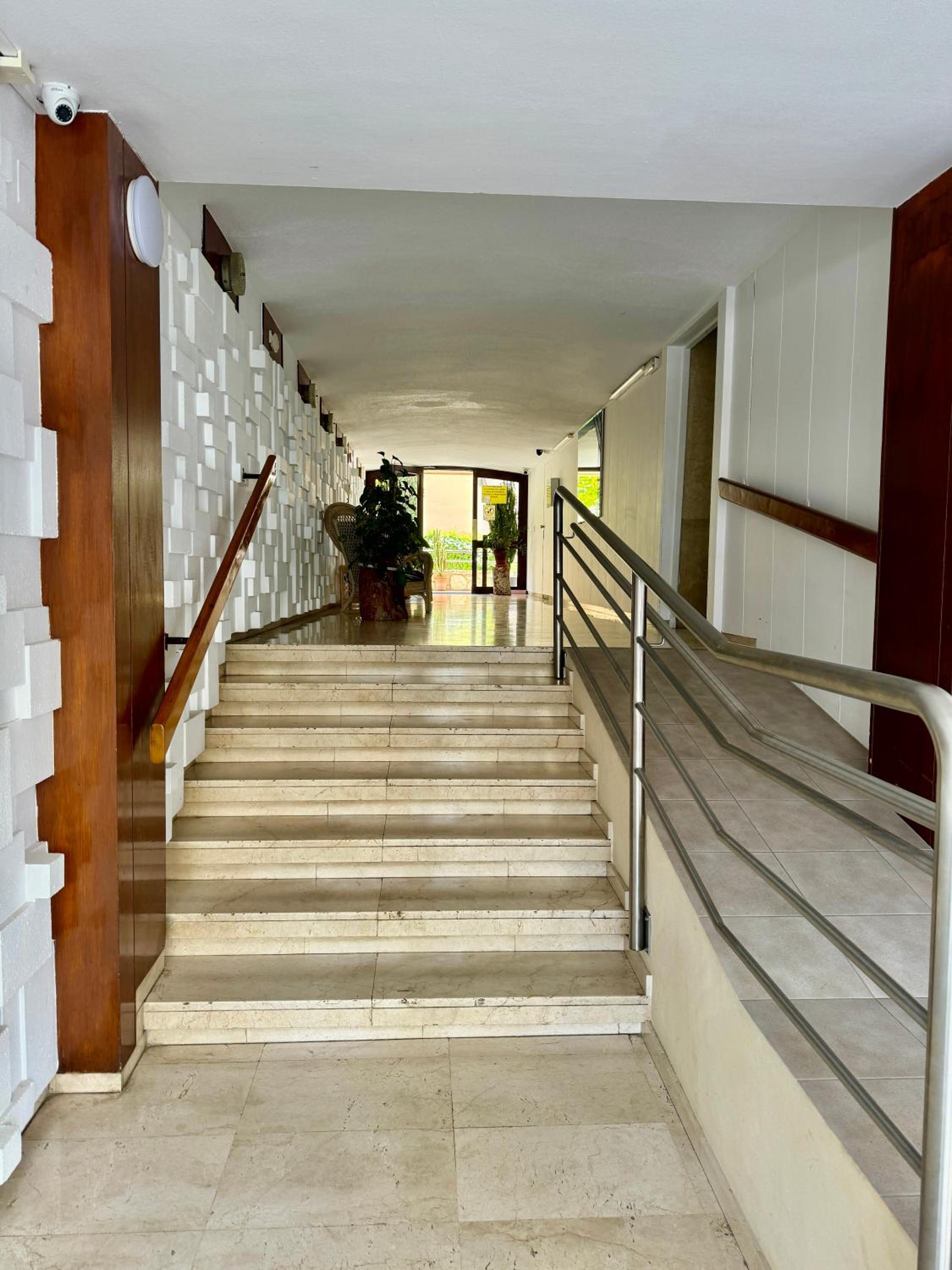 Apartament piscis en Benidorm, 1 min playa levante, Wi-Fi, AC y parking