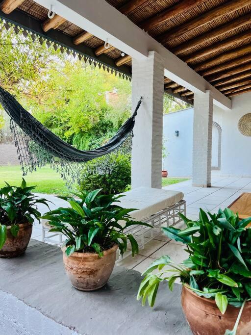 Casa Flora, cálida casa en el corazón de Chacras de Coria