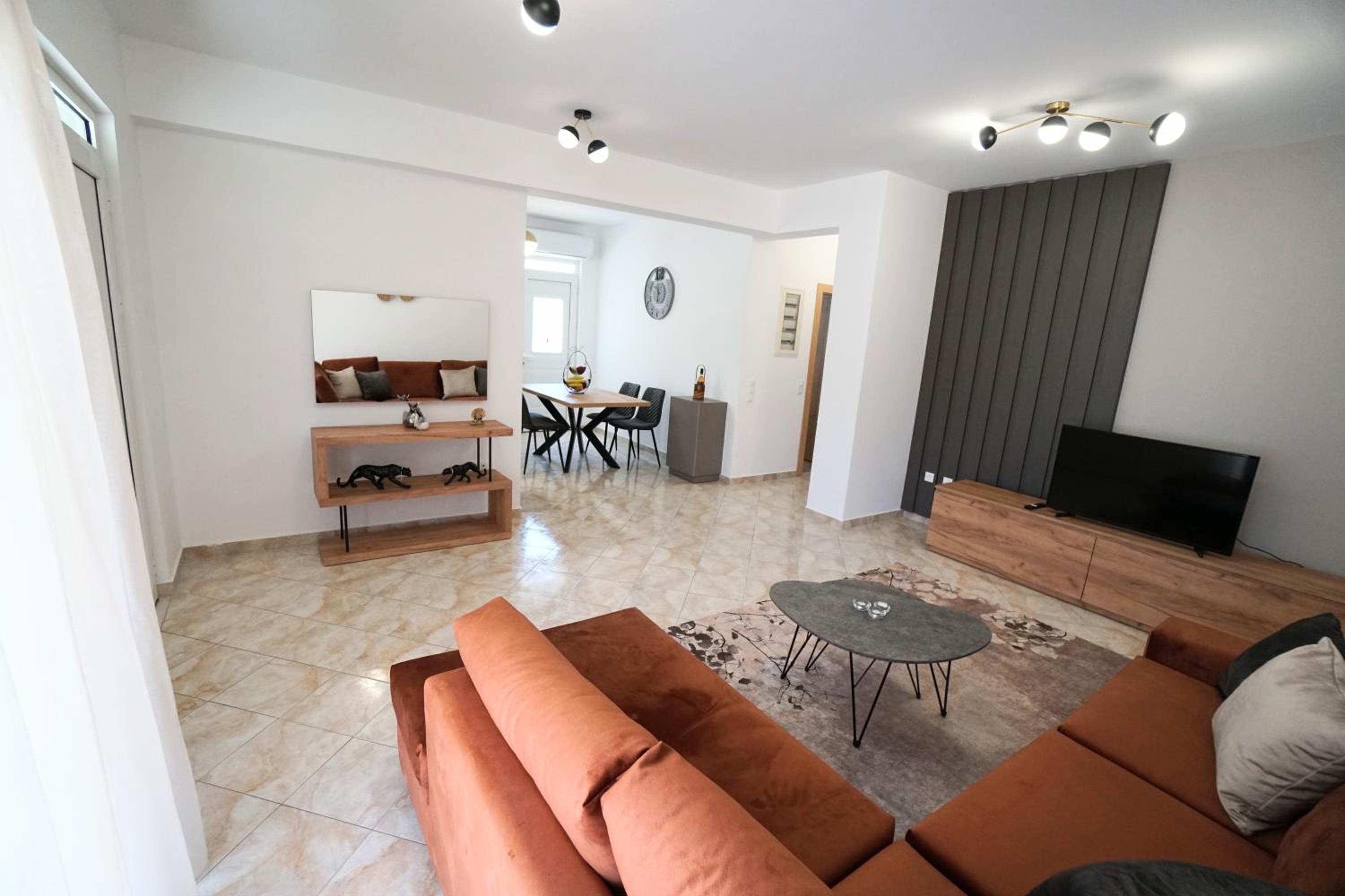 Anna's Apartments photo 2