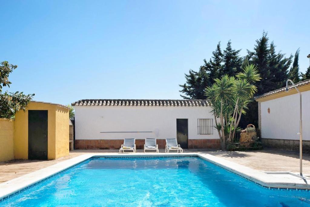 Casas Antonio-piscina privada y BBQ