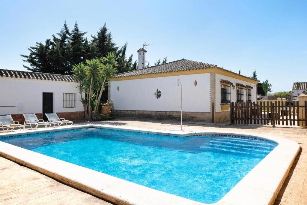 Casas Antonio-piscina privada y BBQ