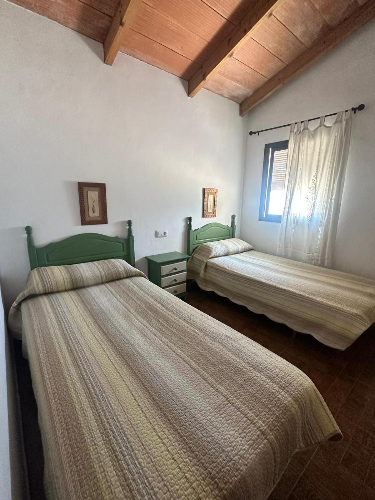 Casas Antonio-piscina privada y BBQ
