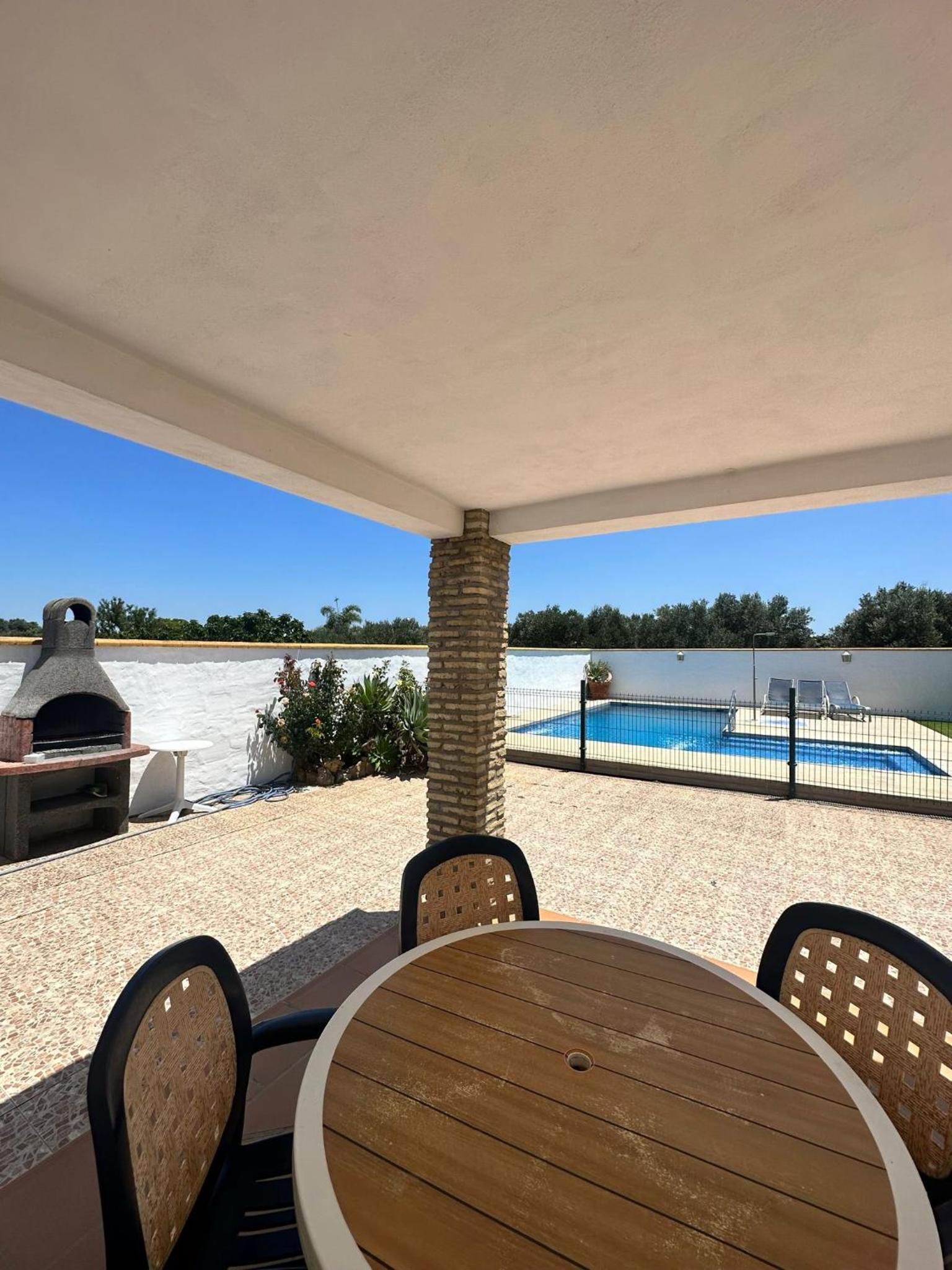 Casas Antonio-piscina privada y BBQ