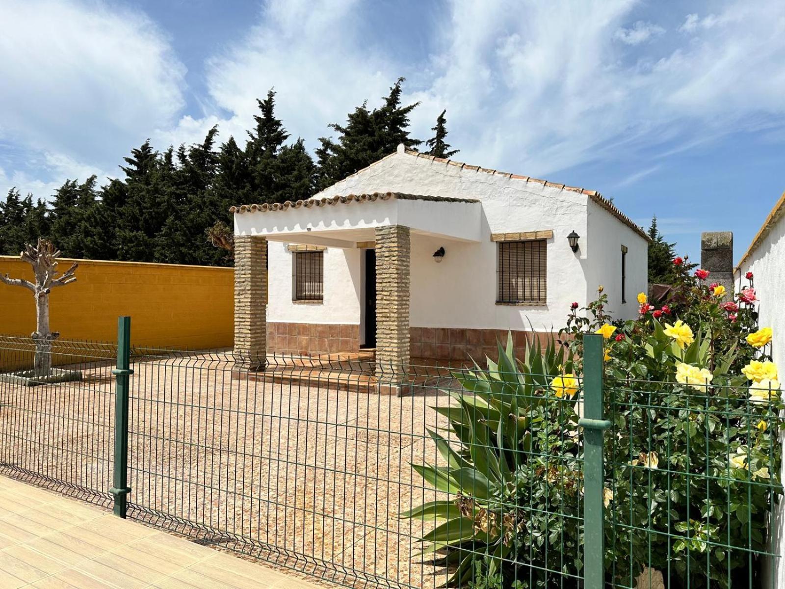 Casas Antonio-piscina privada y BBQ