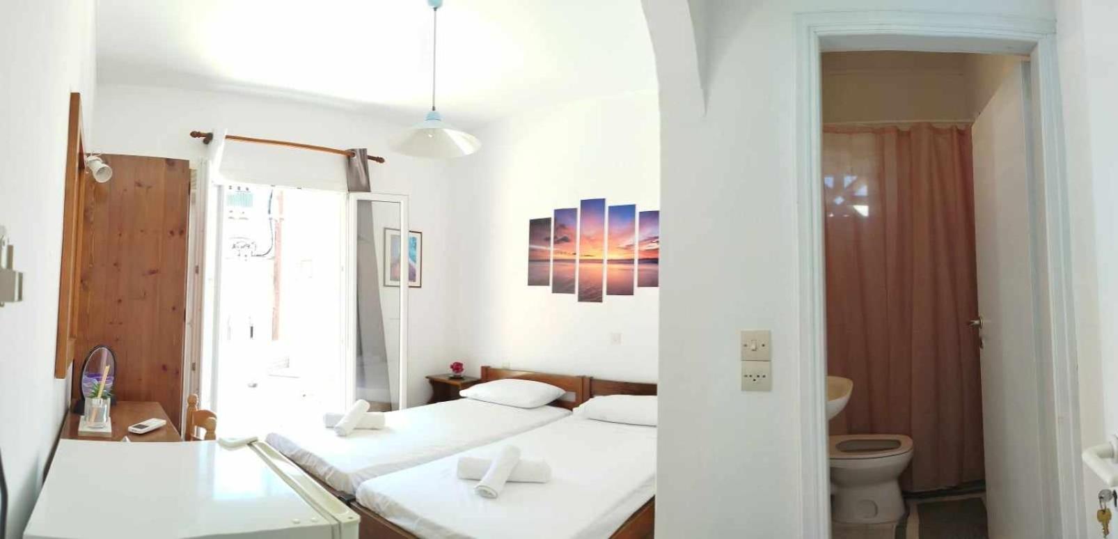Amethyst room