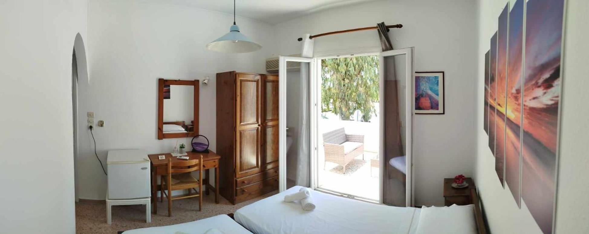 Amethyst room