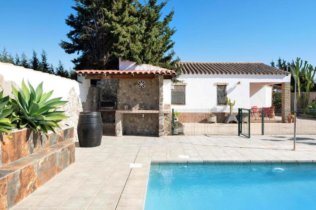 Casas Antonio-piscina privada y BBQ