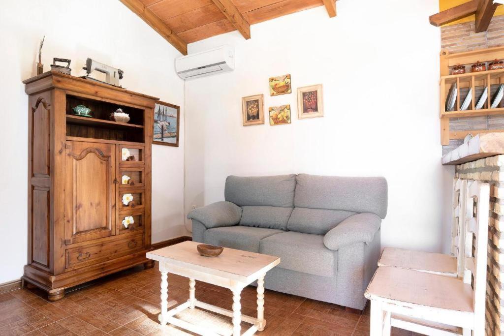 Casas Antonio-piscina privada y BBQ