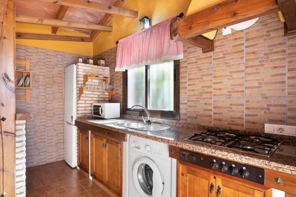 Casas Antonio-piscina privada y BBQ