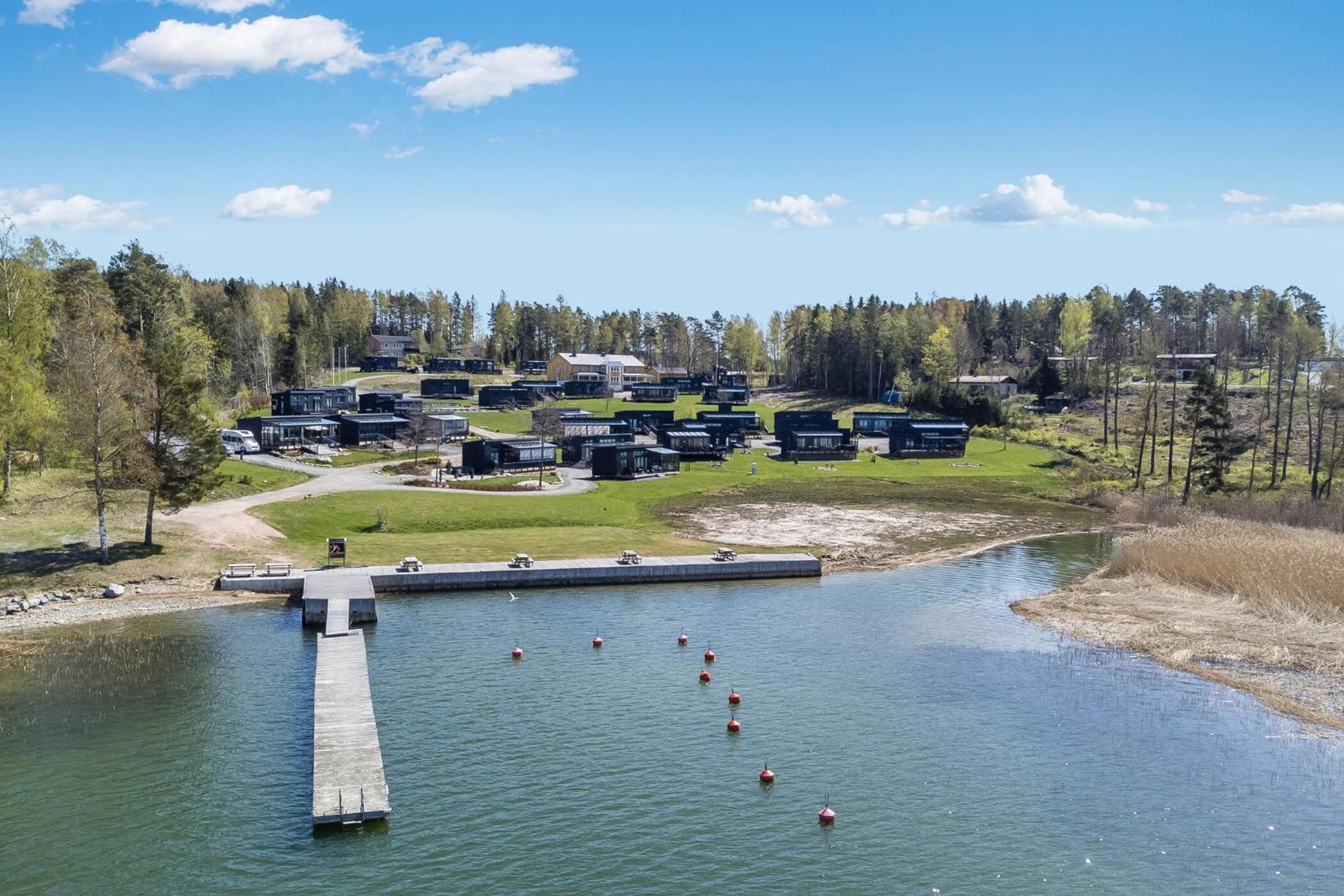 Merikruunu tähdistöhuvila Otava 15