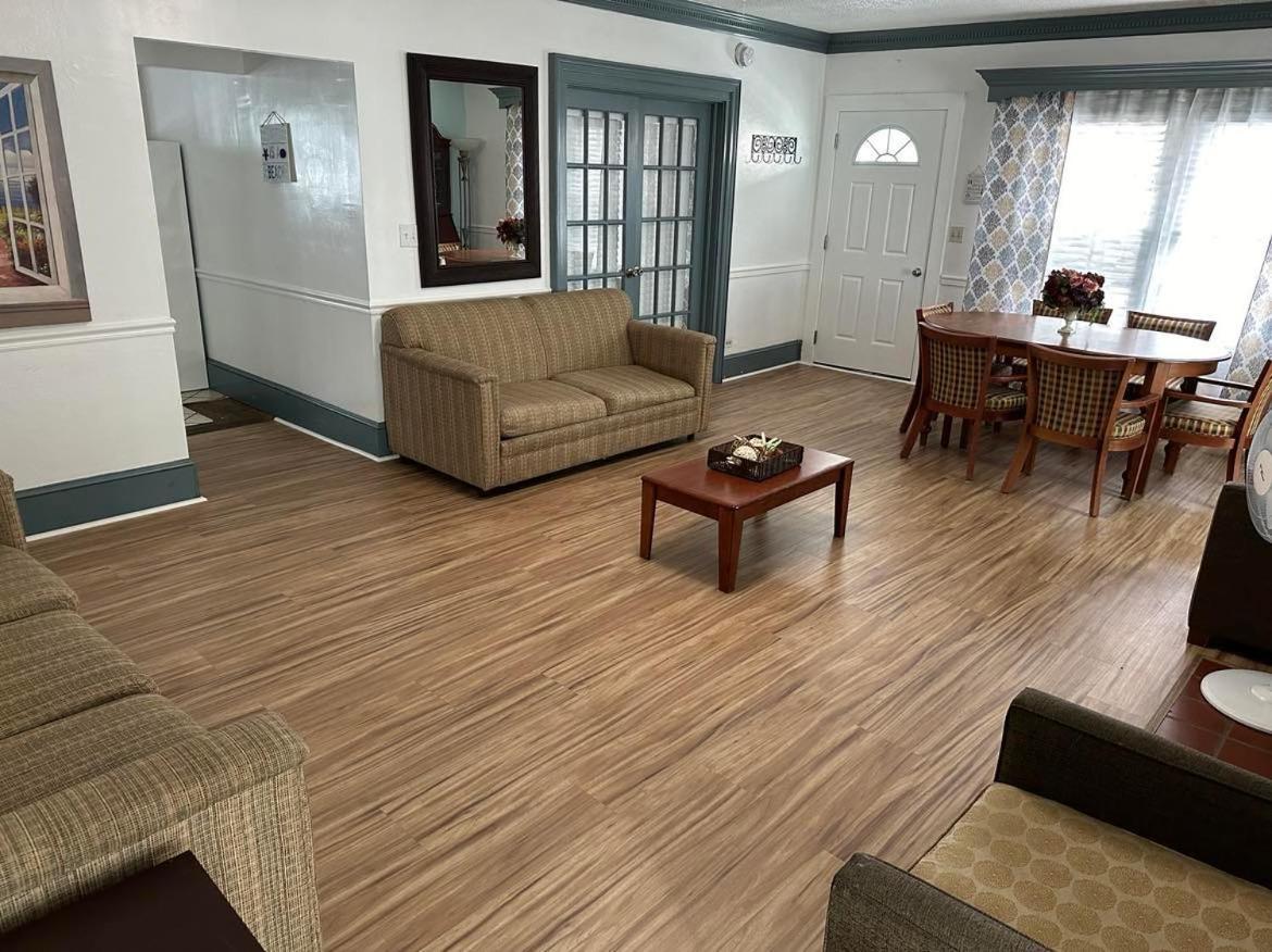 Nock Apartments