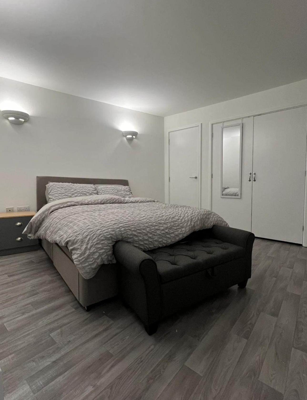 Cardiff city centre apartment