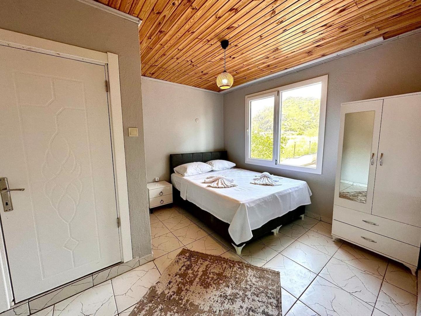 Castabus Homes