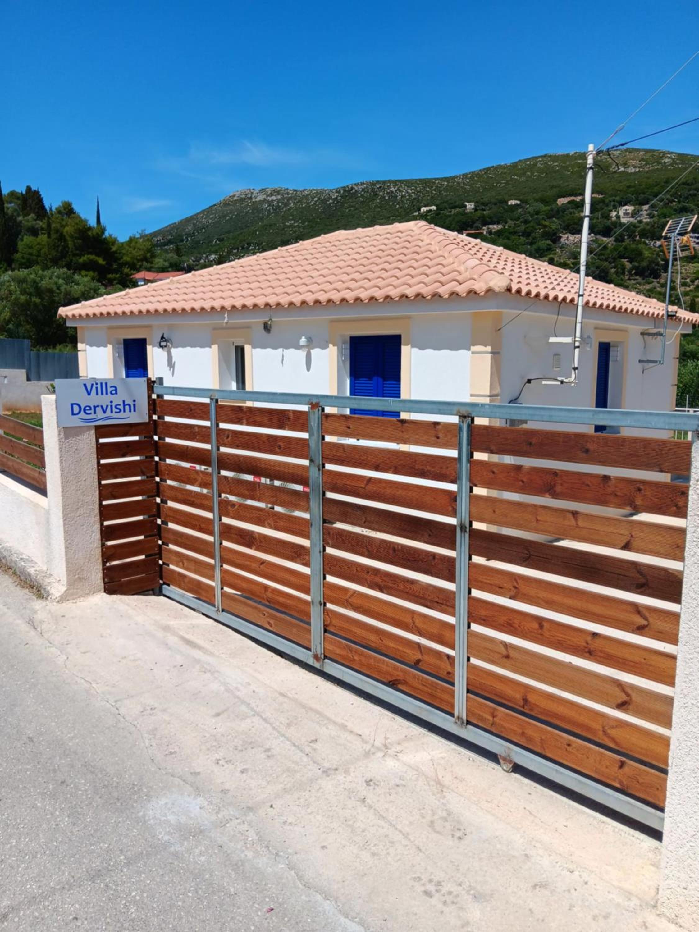 Villa Dervishi