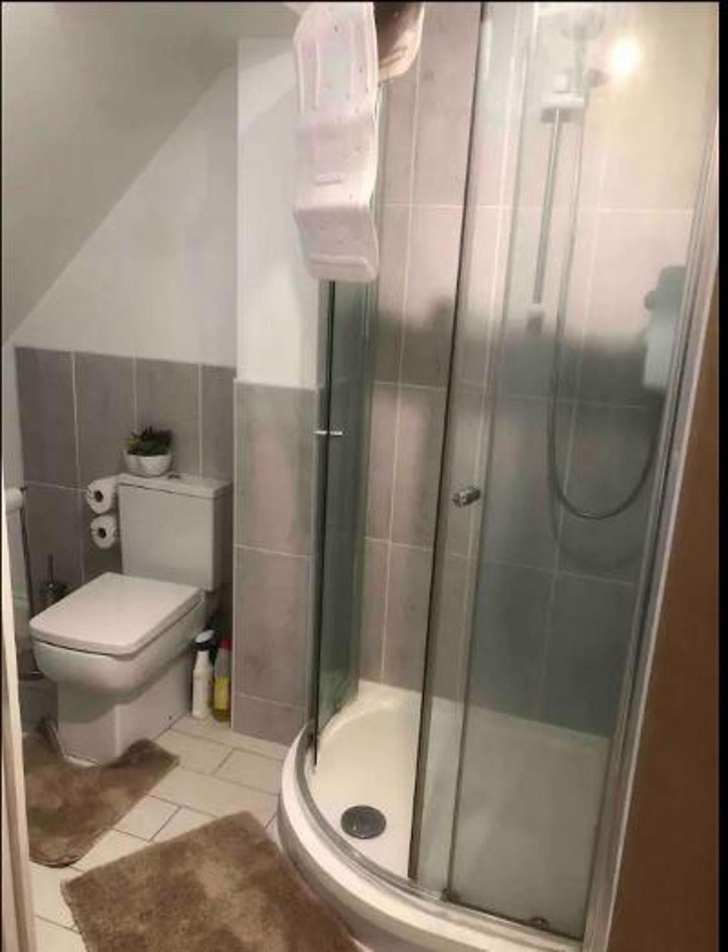 3 Bed House - Sleeps 6 - Garden - Parking