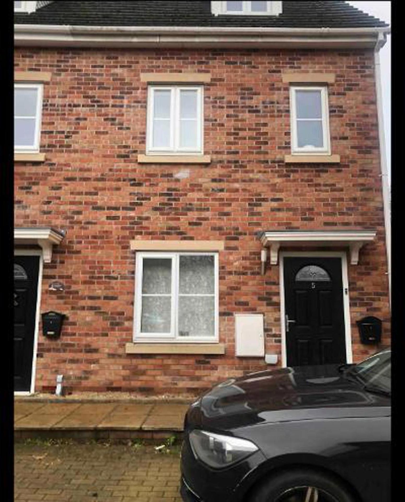 Stunning 3-Bed House in Bristol