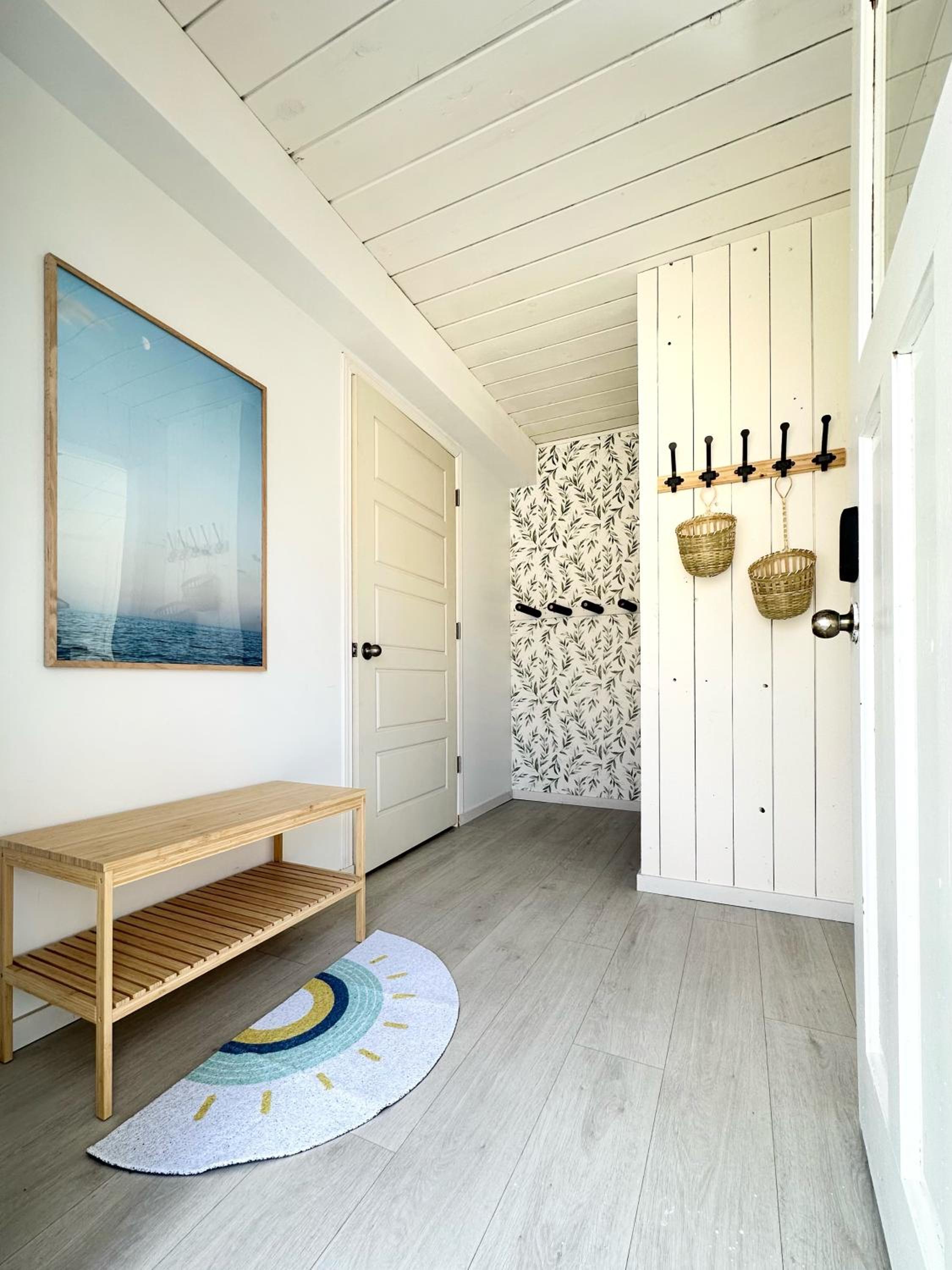 Blissful Oceanfront Cottage in Port Mouton