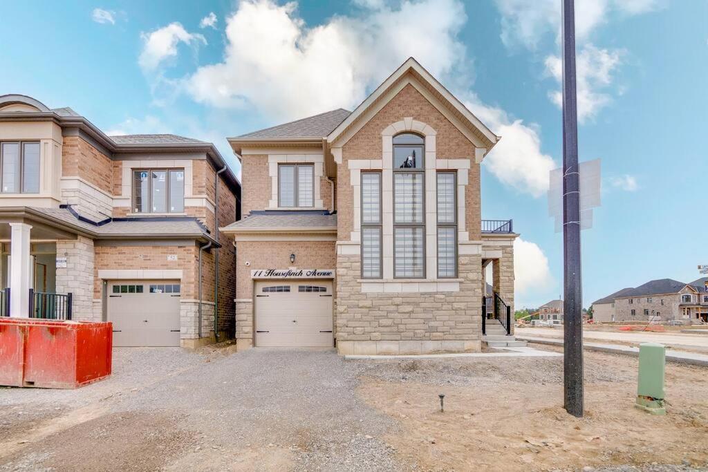 Brand New 4 Bedroom House