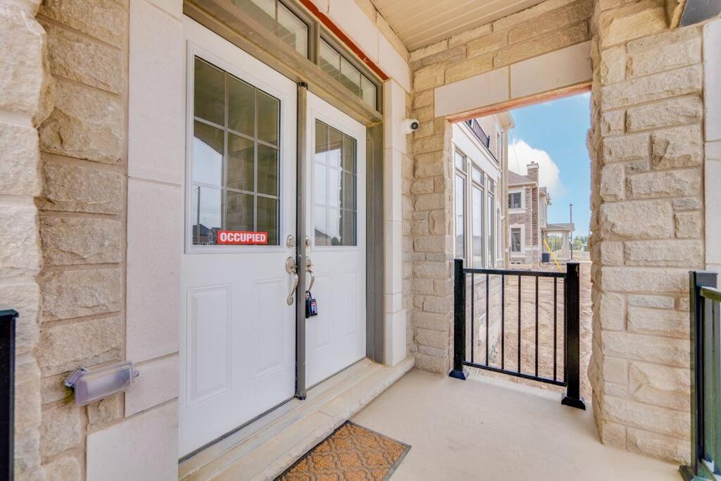 Brand New 4 Bedroom House