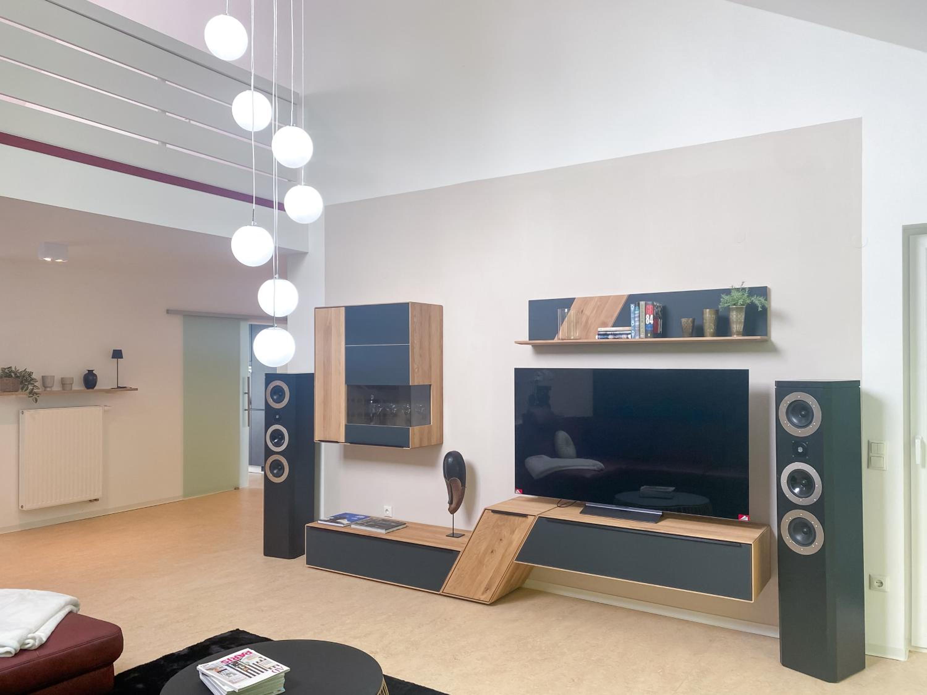 170qm Apartment in Natur für Familien mit Parken, 2 Balkone, und Küche